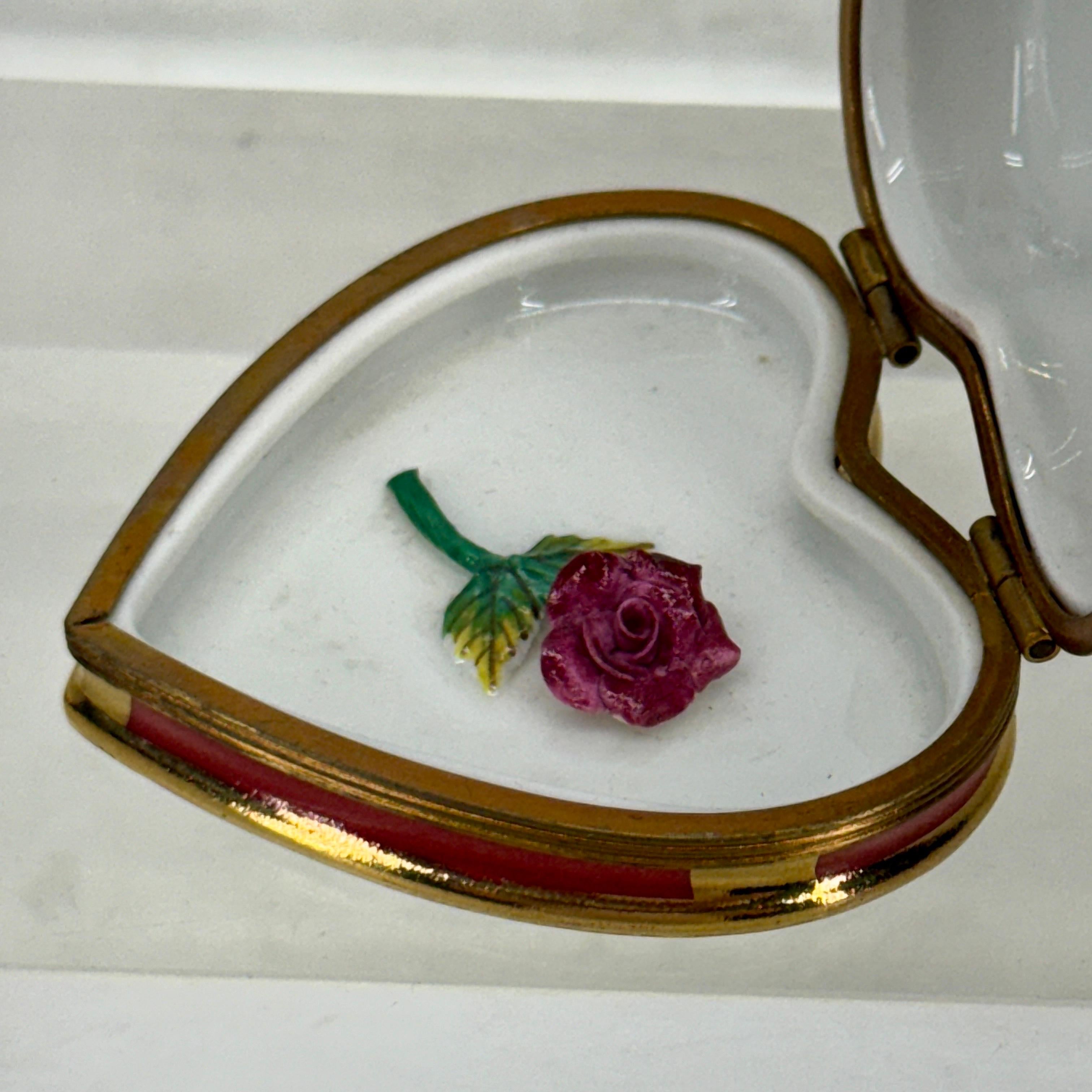 French Limoges Small Trinket Red Gold Heart Box For Sale 4