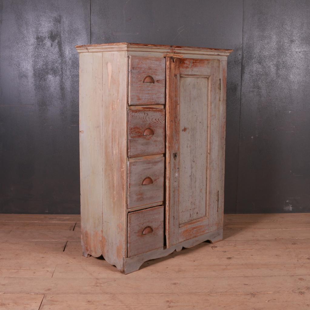 Small French original painted linen cupboard, 1880.

Dimensions
38.5 inches (98 cms) wide
18.5 inches (47 cms) deep
52.5 inches (133 cms) high.