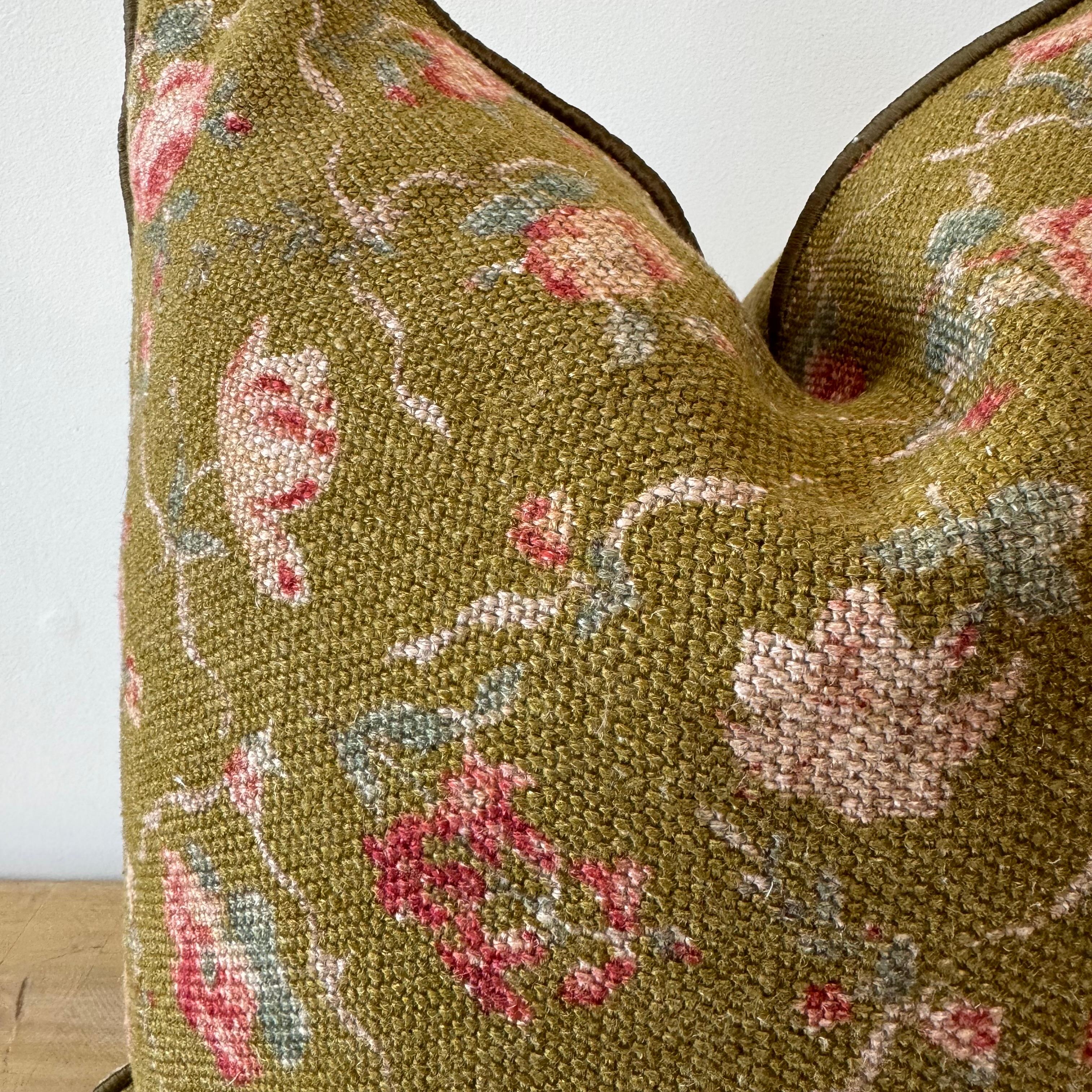 French Linen Floral Pillow with Down Insert Made In France In New Condition For Sale In Brea, CA