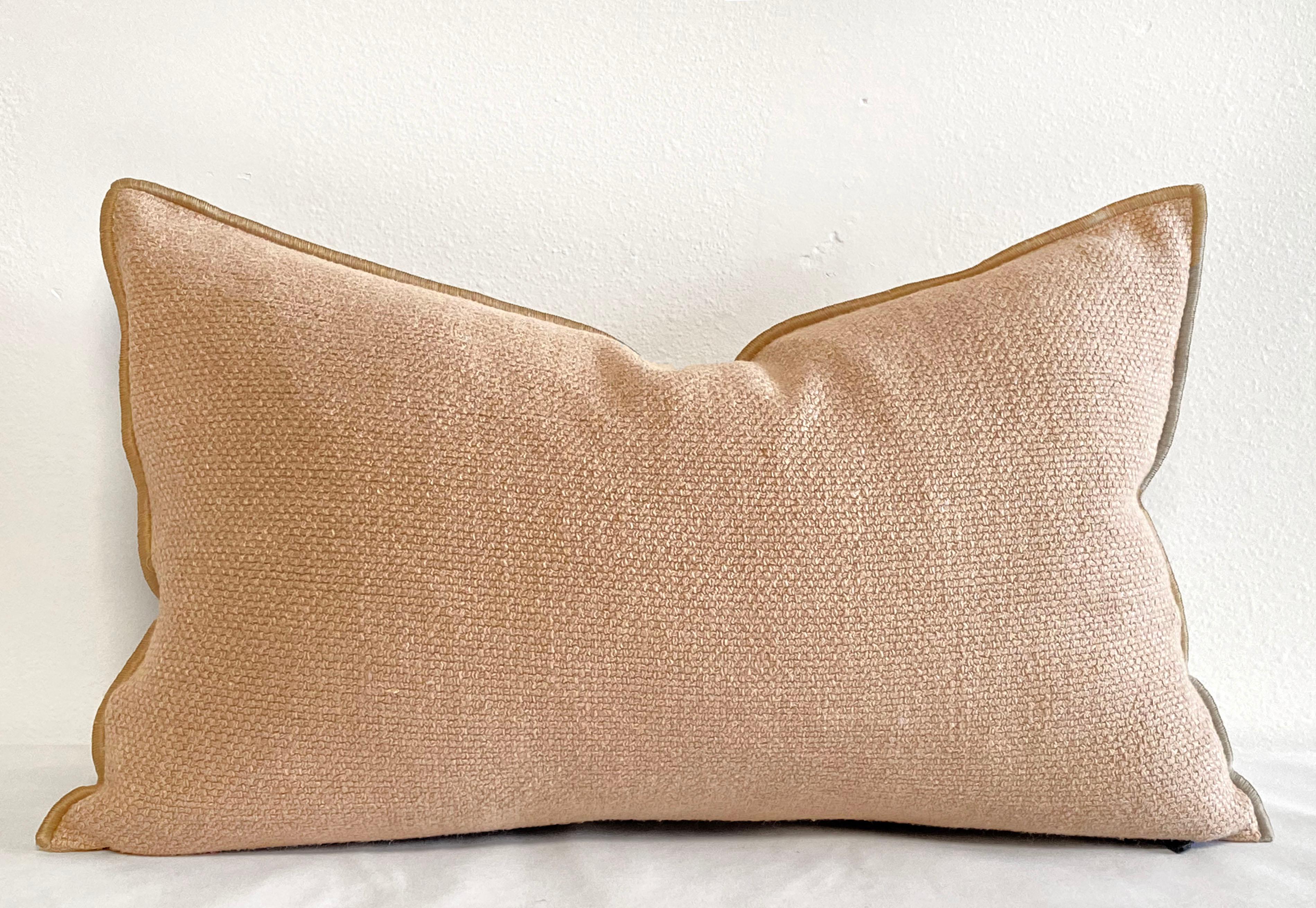 French linen nude blush accent lumbar pillow
Down / Feather insert is included.
Metal zipper closure. Please allow 4-6 weeks for production. 
Color: Nude (has a blush tone)
Size: 12