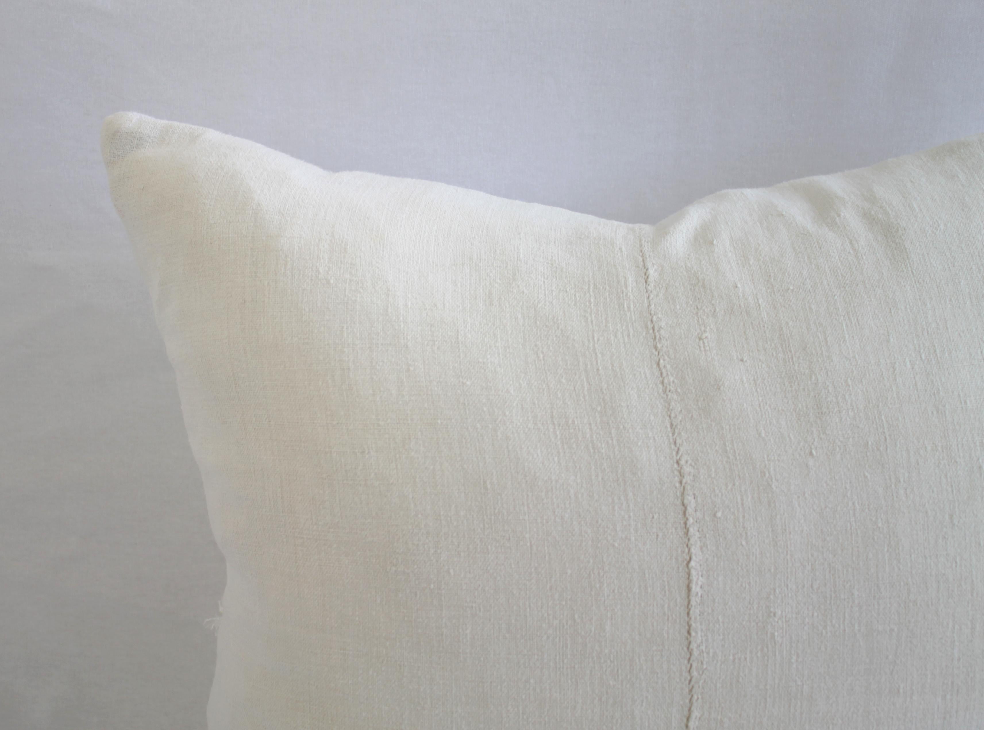 French Linen Pillow in Off White with Fray Details 5