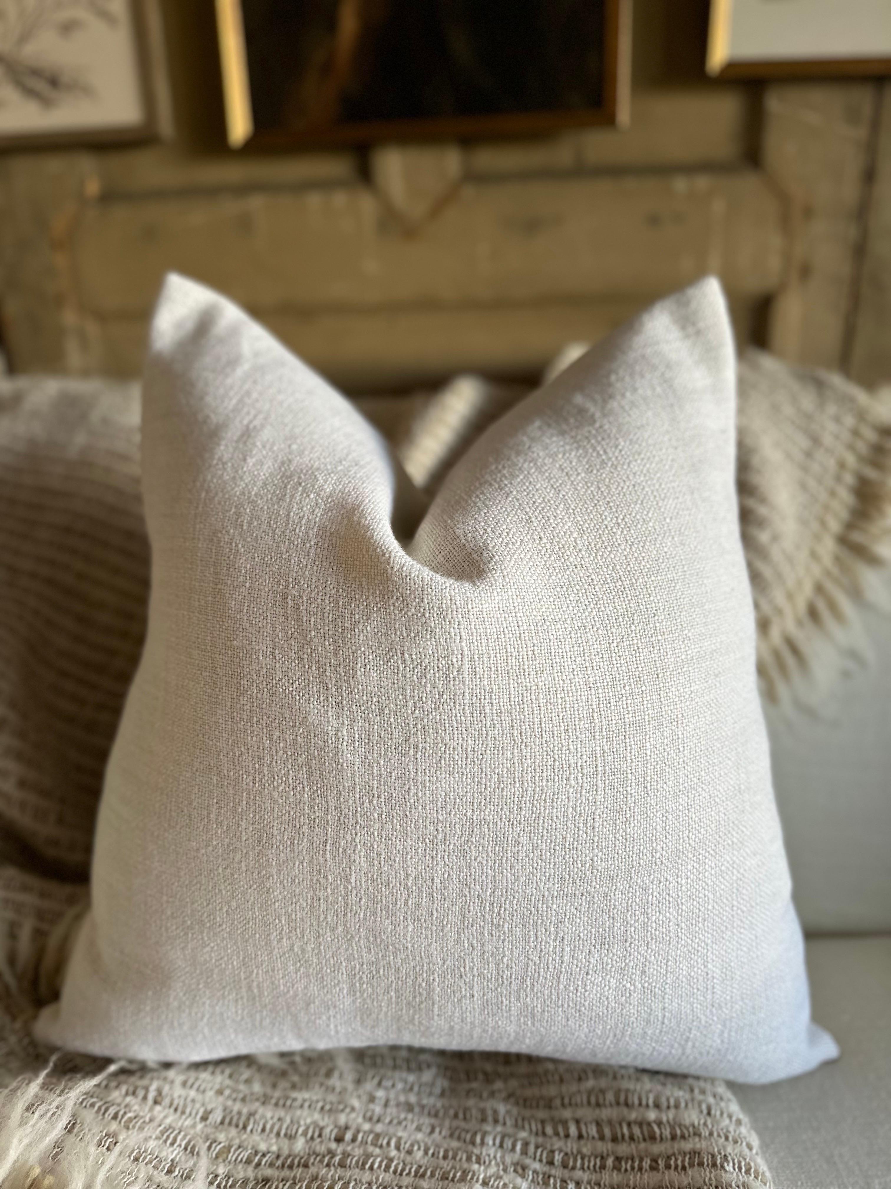 French Linen Textured Pillow in Blanc Oyster with Down Insert In New Condition For Sale In Brea, CA
