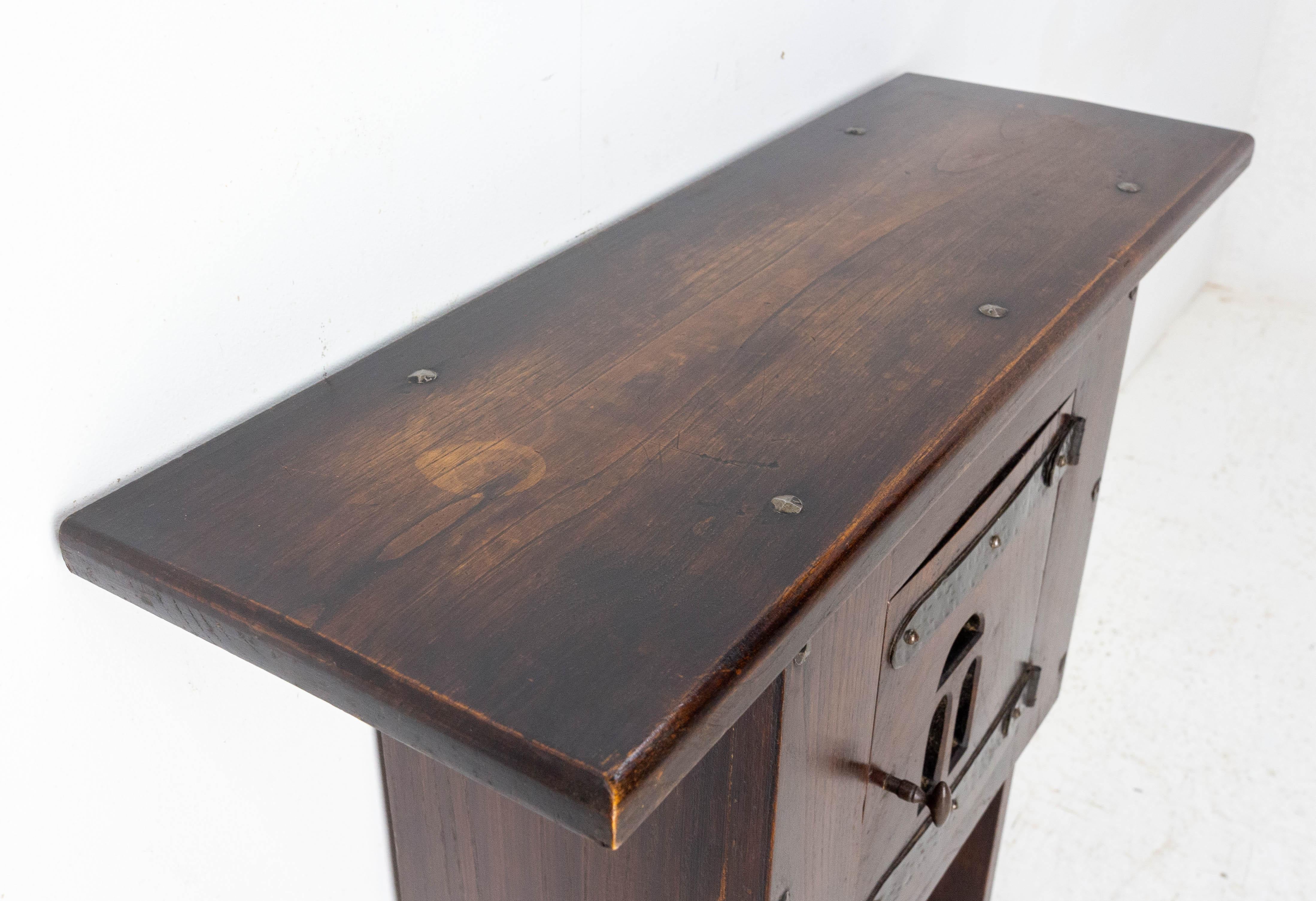 French Little Console or Nightstand Elm Bedside Table Spanish Style, Mid-Century For Sale 1