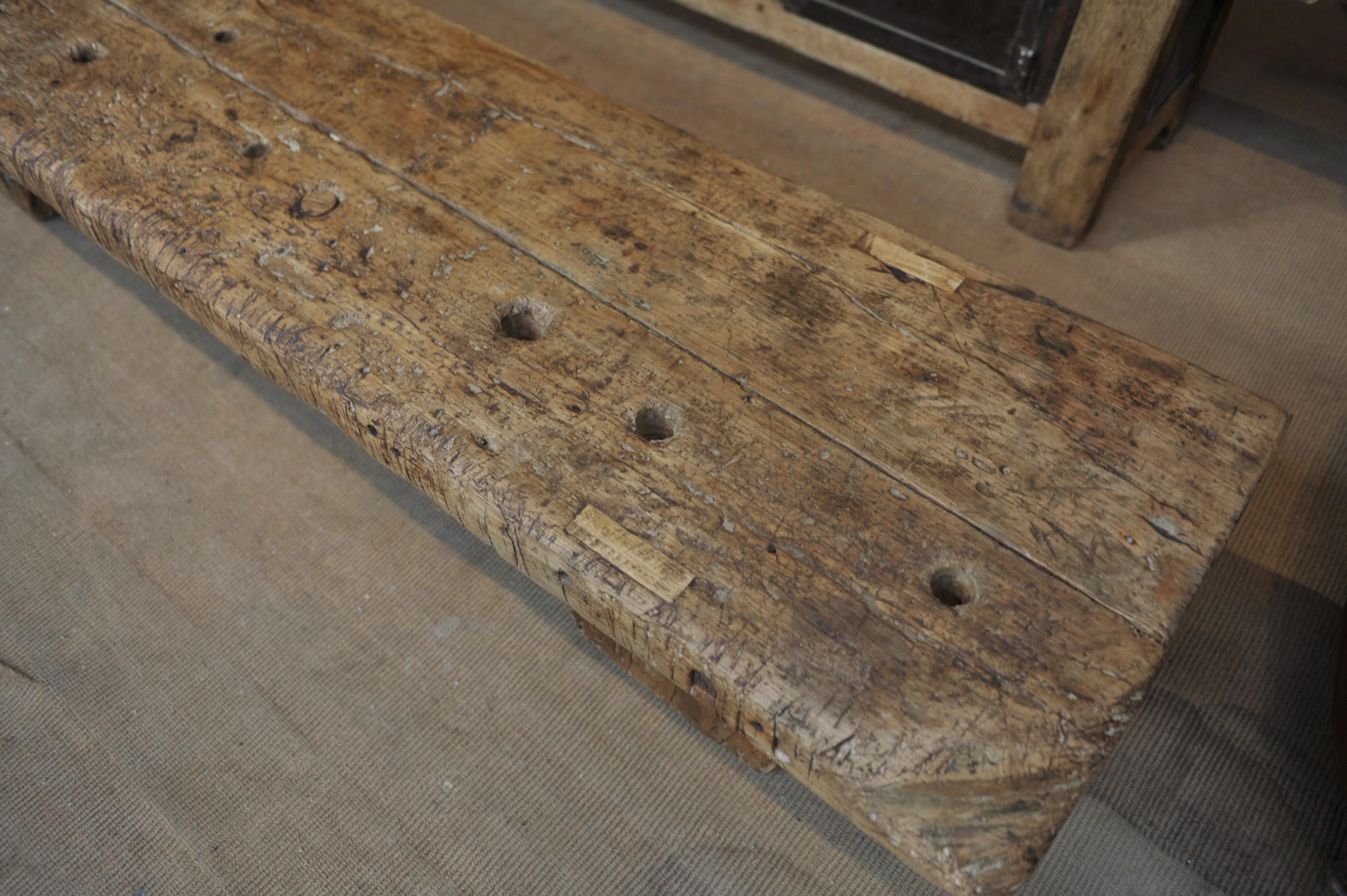 French Long Coffee Table or Bench in Pine and Iron Wood circa 1930 with Iron For Sale 5