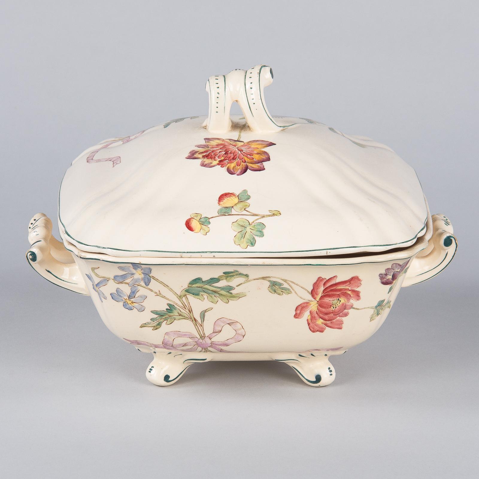 French Longchamp Ceramic Tureen, Early 1900s 3
