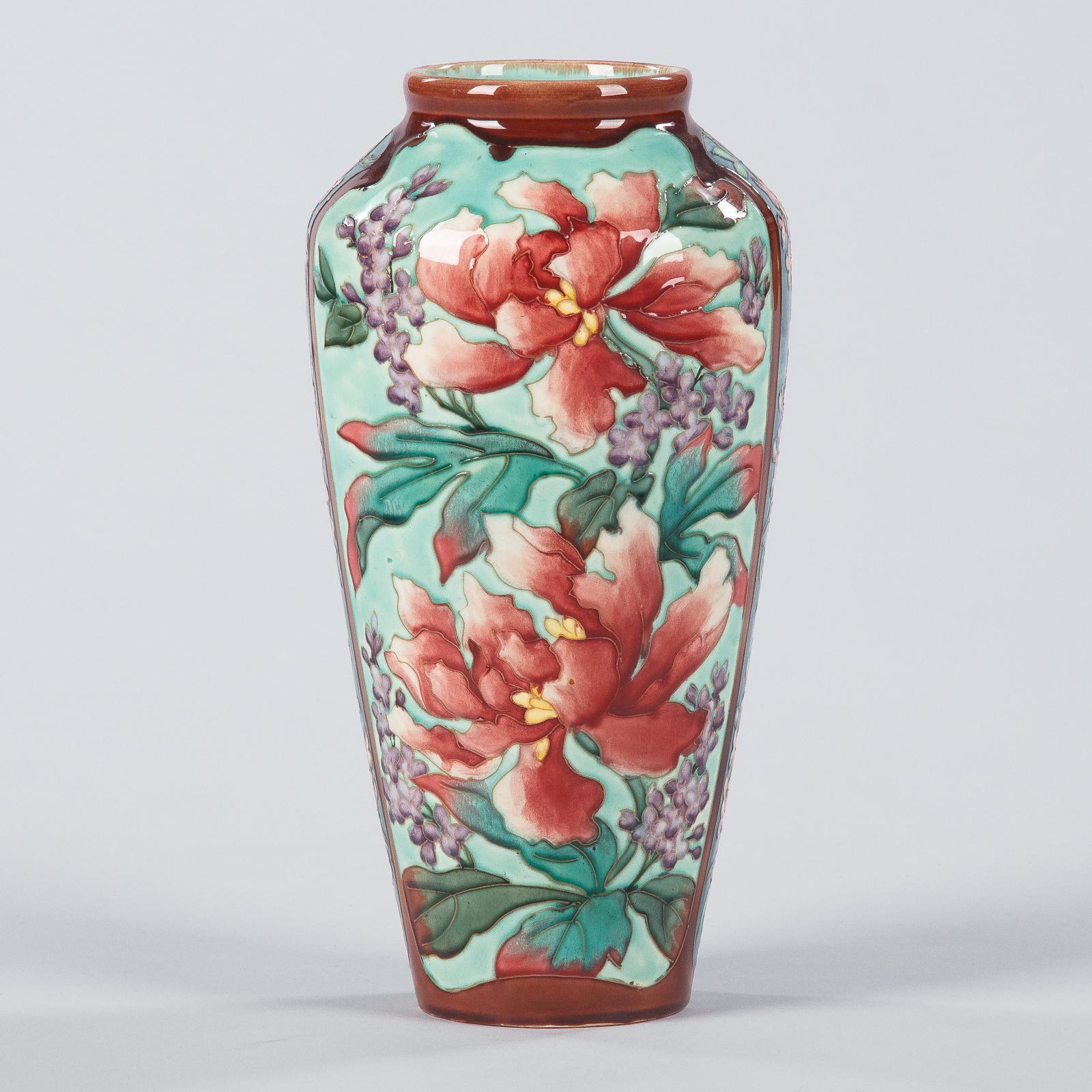French Longchamp Majolica Ceramic Vase, 1900s 5