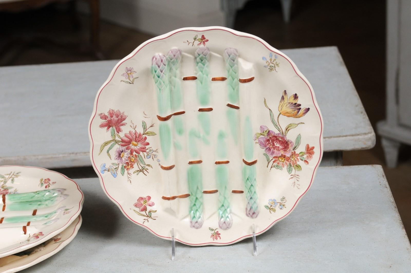 19th Century French Longchamp Pompadour Pattern Majolica Asparagus and Flower Plates For Sale