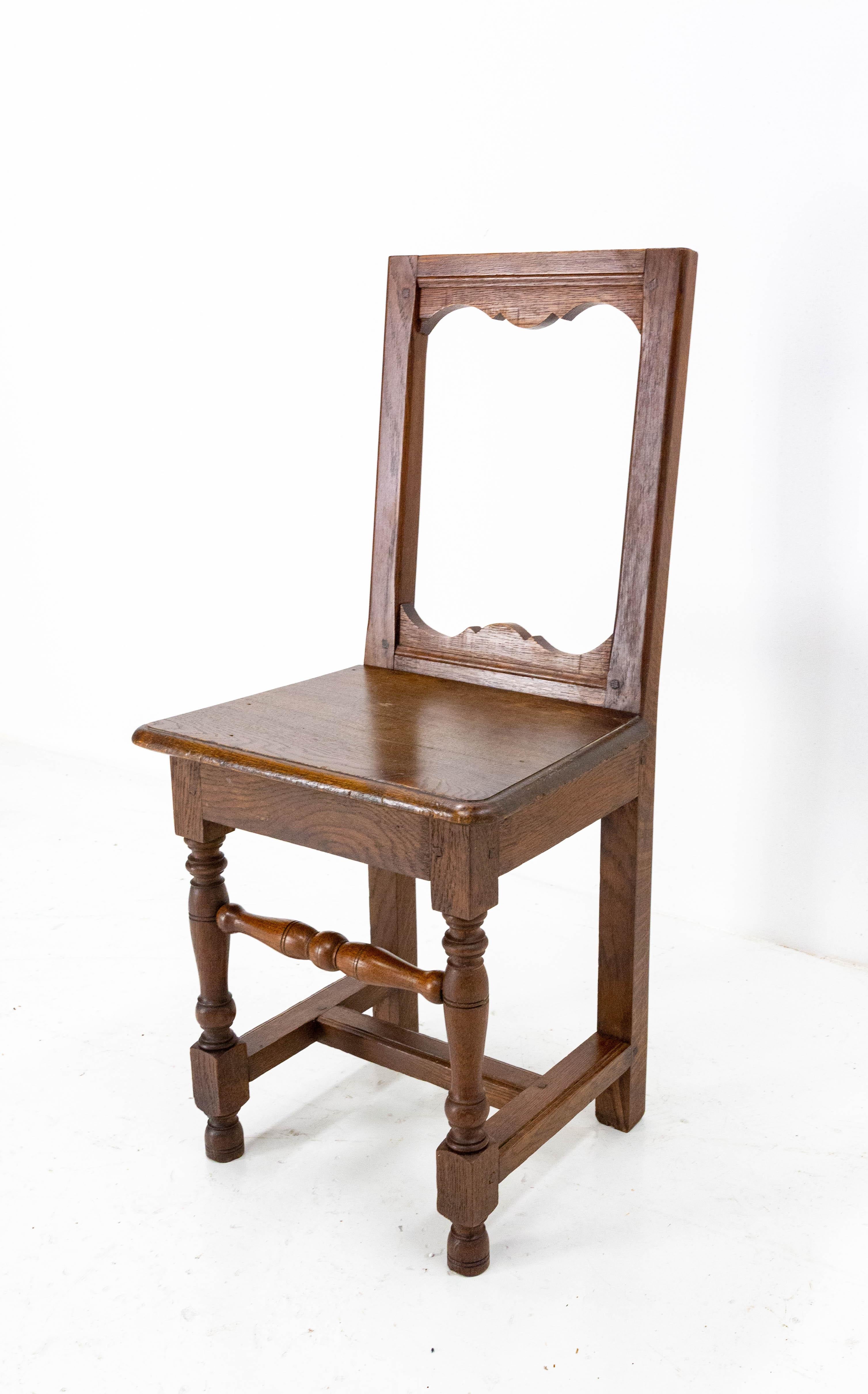 French Lorraine Side Chair Oak, French, 1940 In Good Condition For Sale In Labrit, Landes