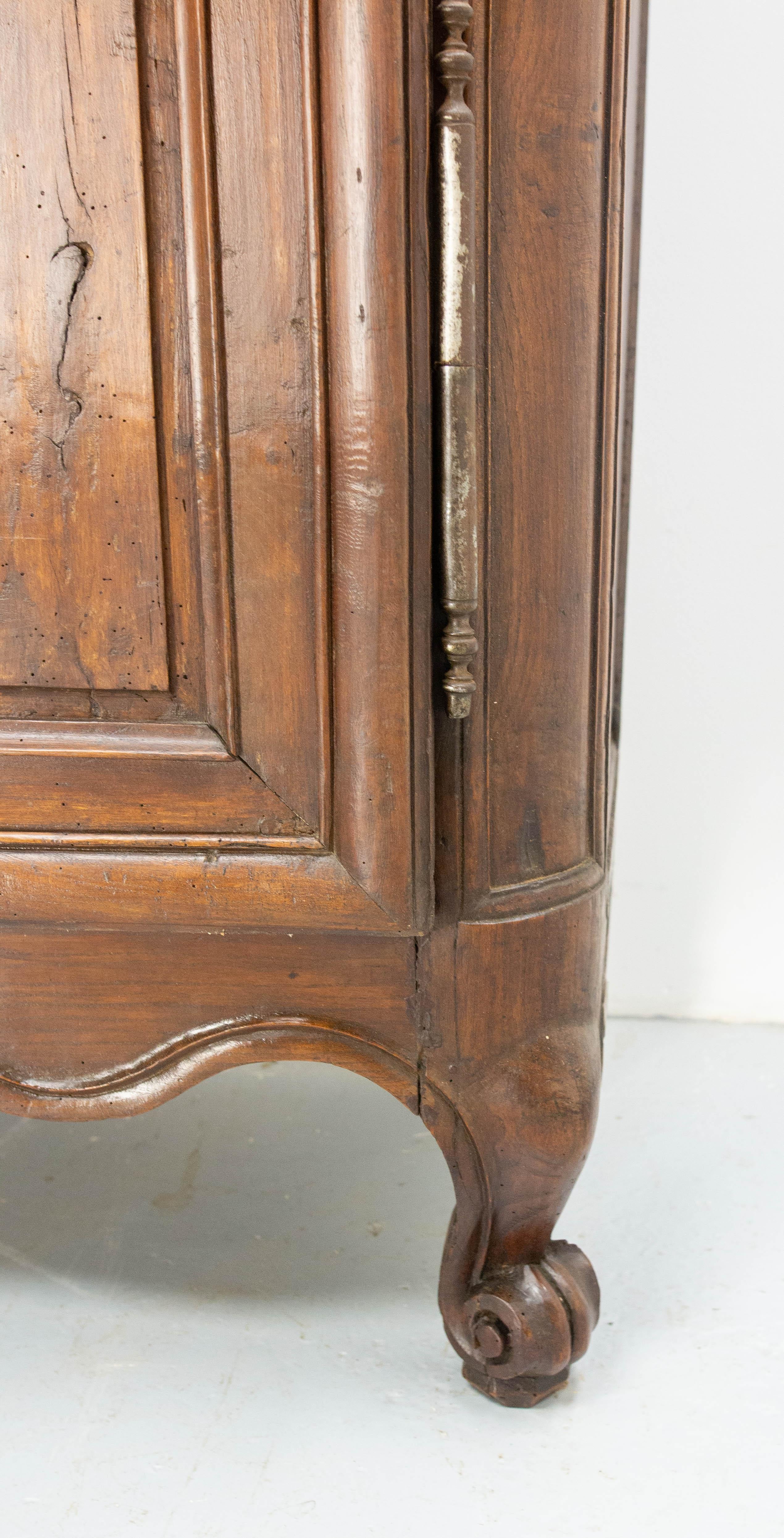 French Louis 15 Ash Book Case Vitrine Armoire Mid-18th Century For Sale 9