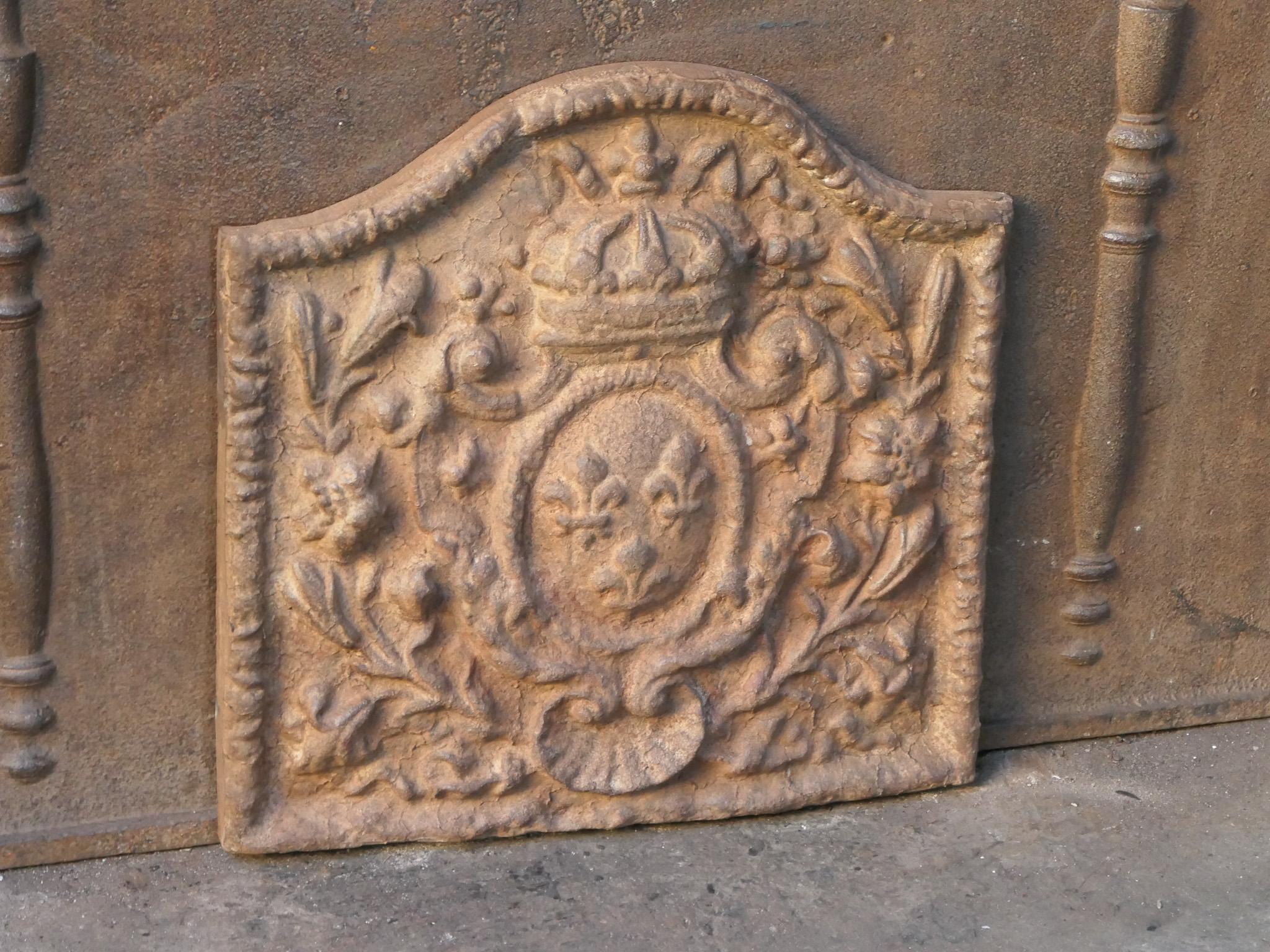 Fer Plaque de cheminée / dosseret de style Louis Napoléon III français 'Armoiries de France en vente