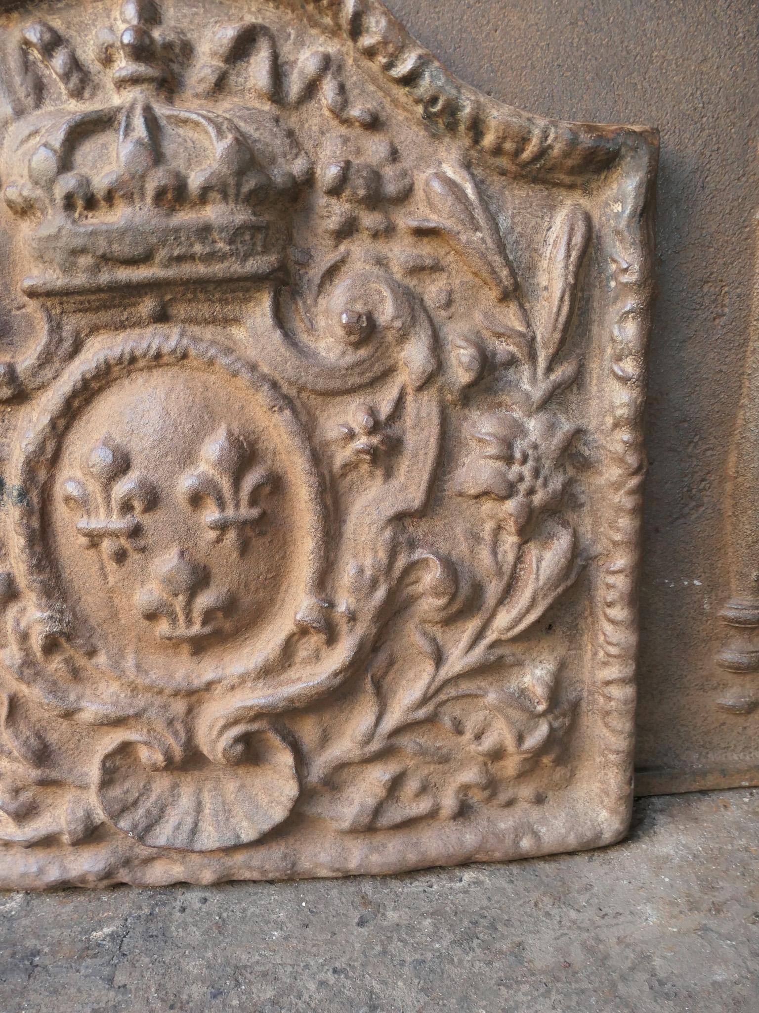 Plaque de cheminée / dosseret de style Louis Napoléon III français 'Armoiries de France en vente 2