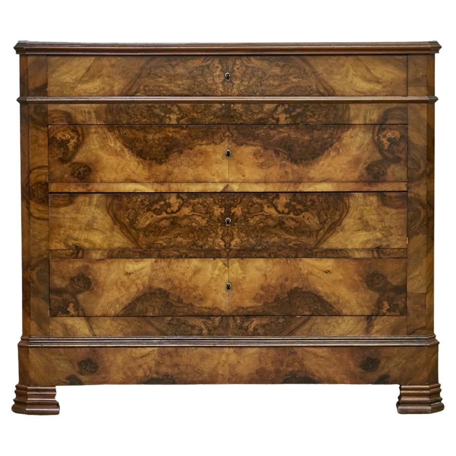 French Louis Philippe 19th Century Bookmatched Walnut Four-Drawer Commode