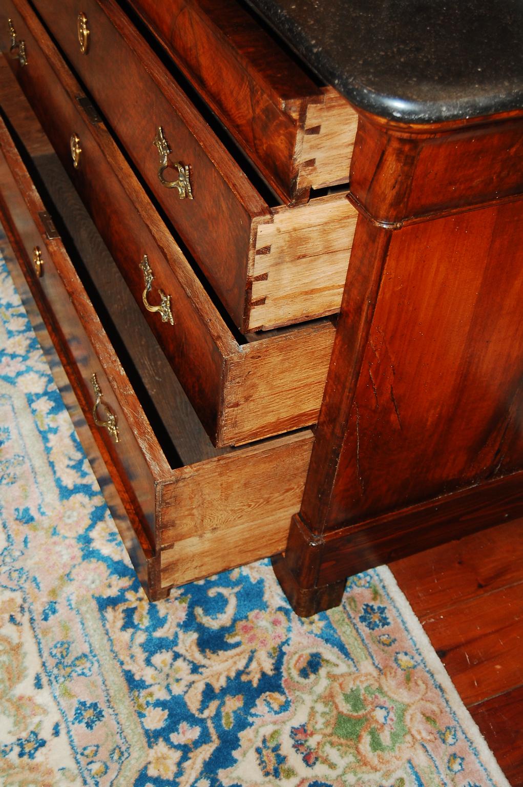 French Louis Philippe Burl Walnut and Walnut Chest of Drawers with Marble Top For Sale 7