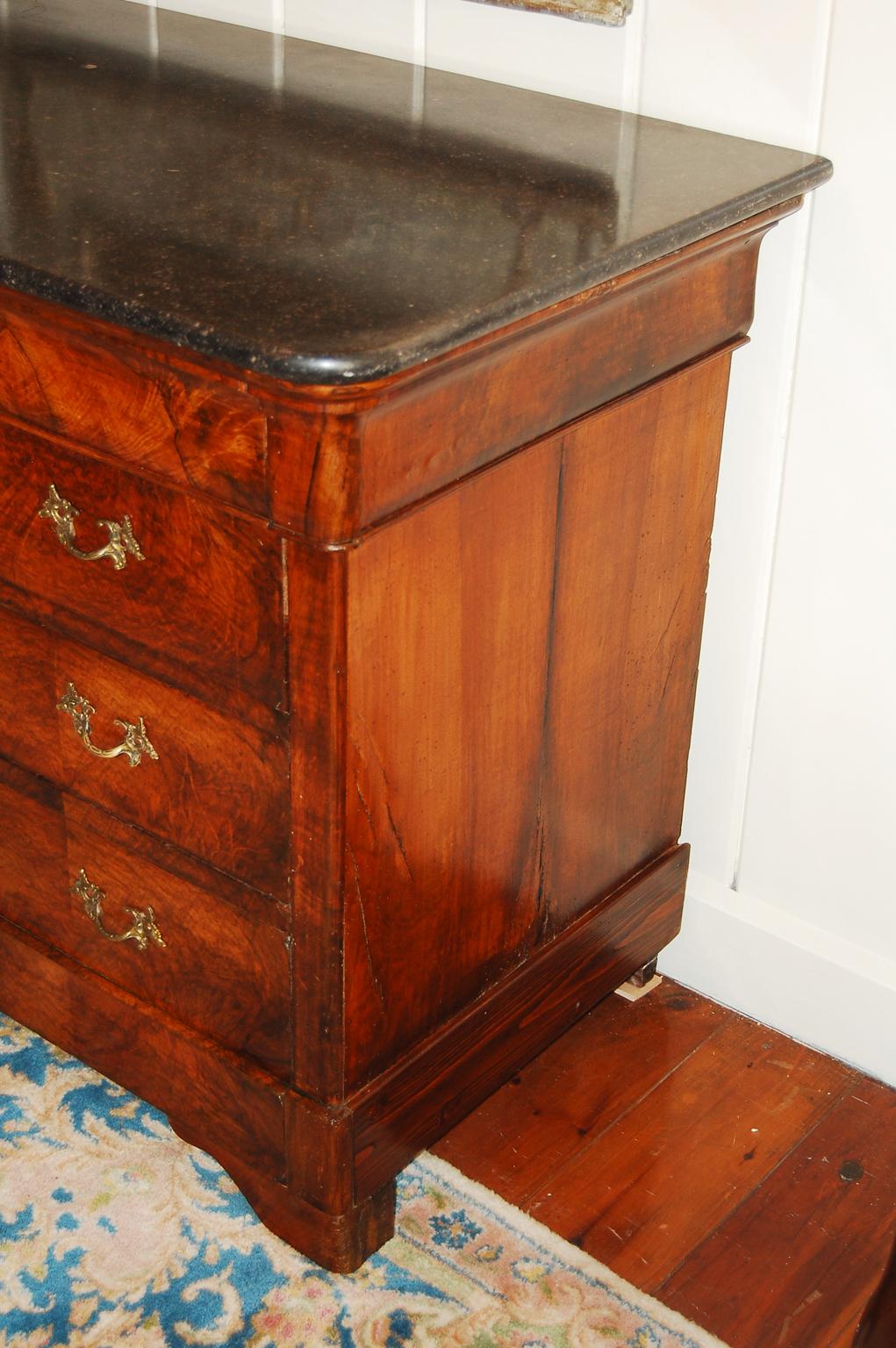 French Louis Philippe Burl Walnut and Walnut Chest of Drawers with Marble Top For Sale 2