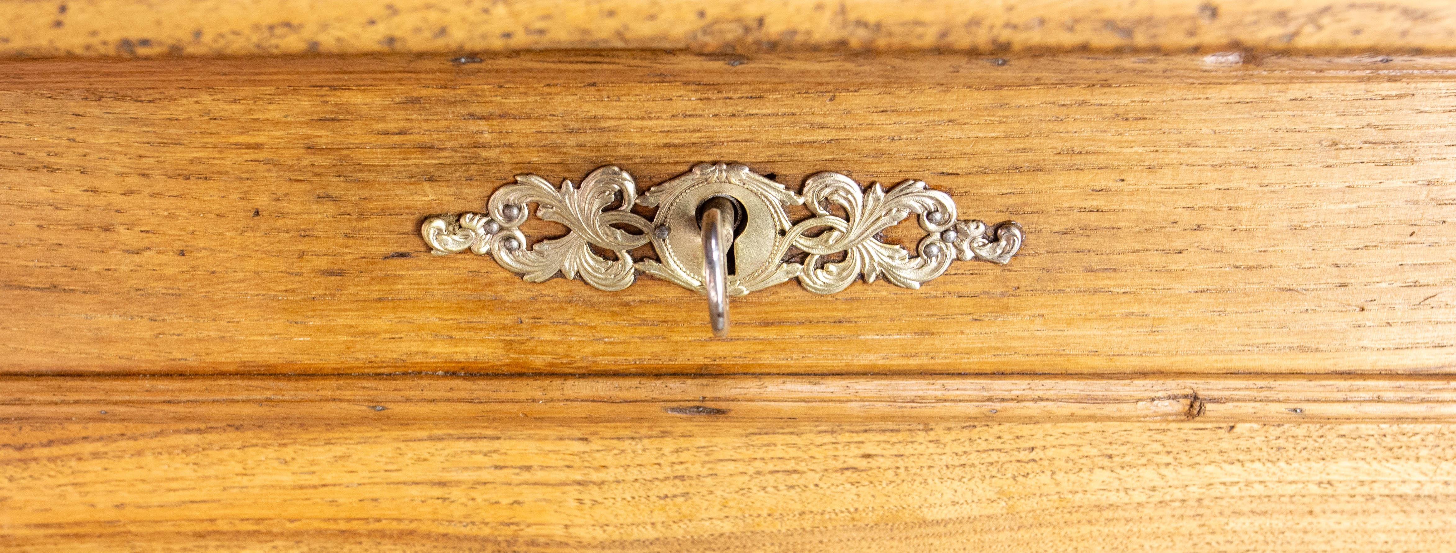 Libreria Vitrina in Castagno Louis Philippe Due Pezzi Tavola Laterale Metà del XIX C. in vendita 4