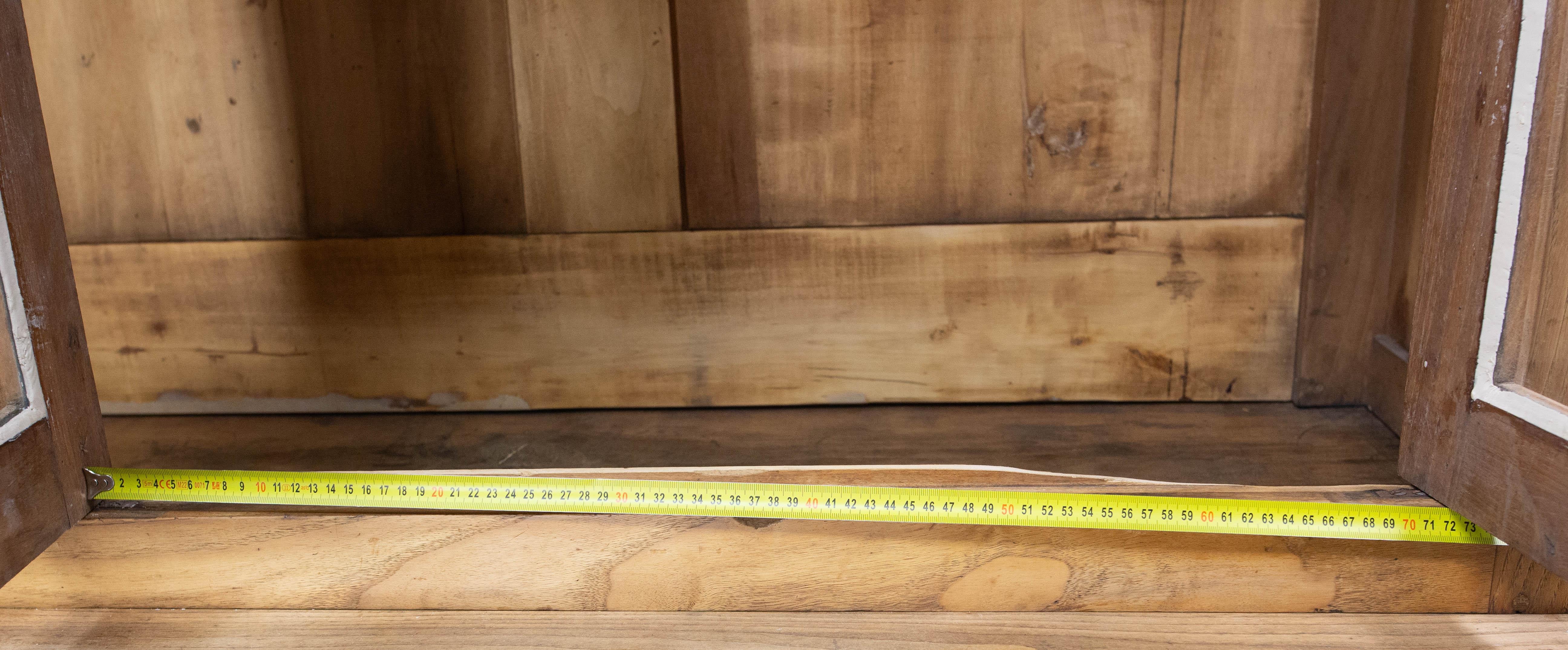 Libreria Vitrina in Castagno Louis Philippe Due Pezzi Tavola Laterale Metà del XIX C. in vendita 12