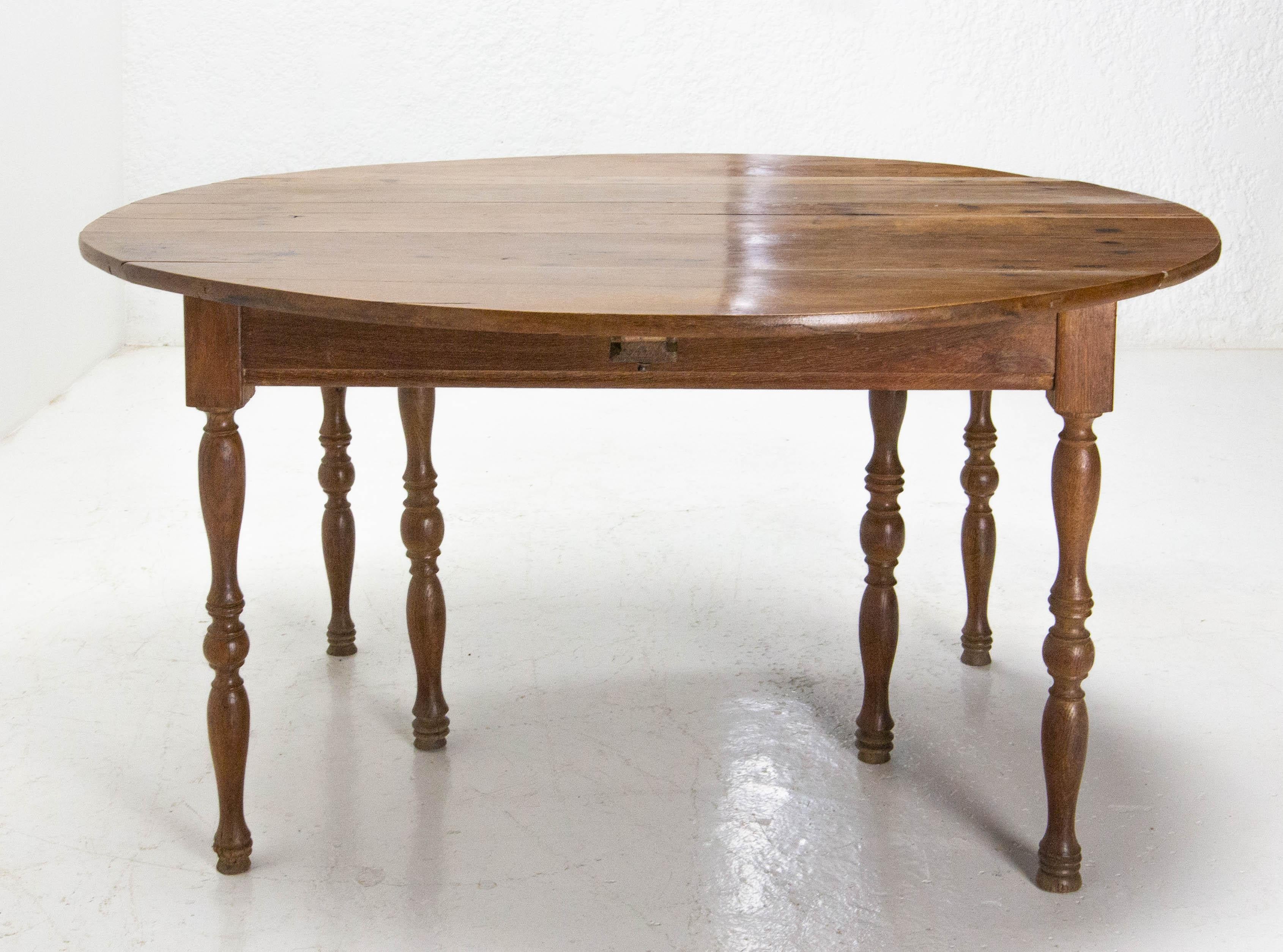 French Louis Philippe Extendable Dining Table Drop Leaf, Oak, Mid 19th Century 1
