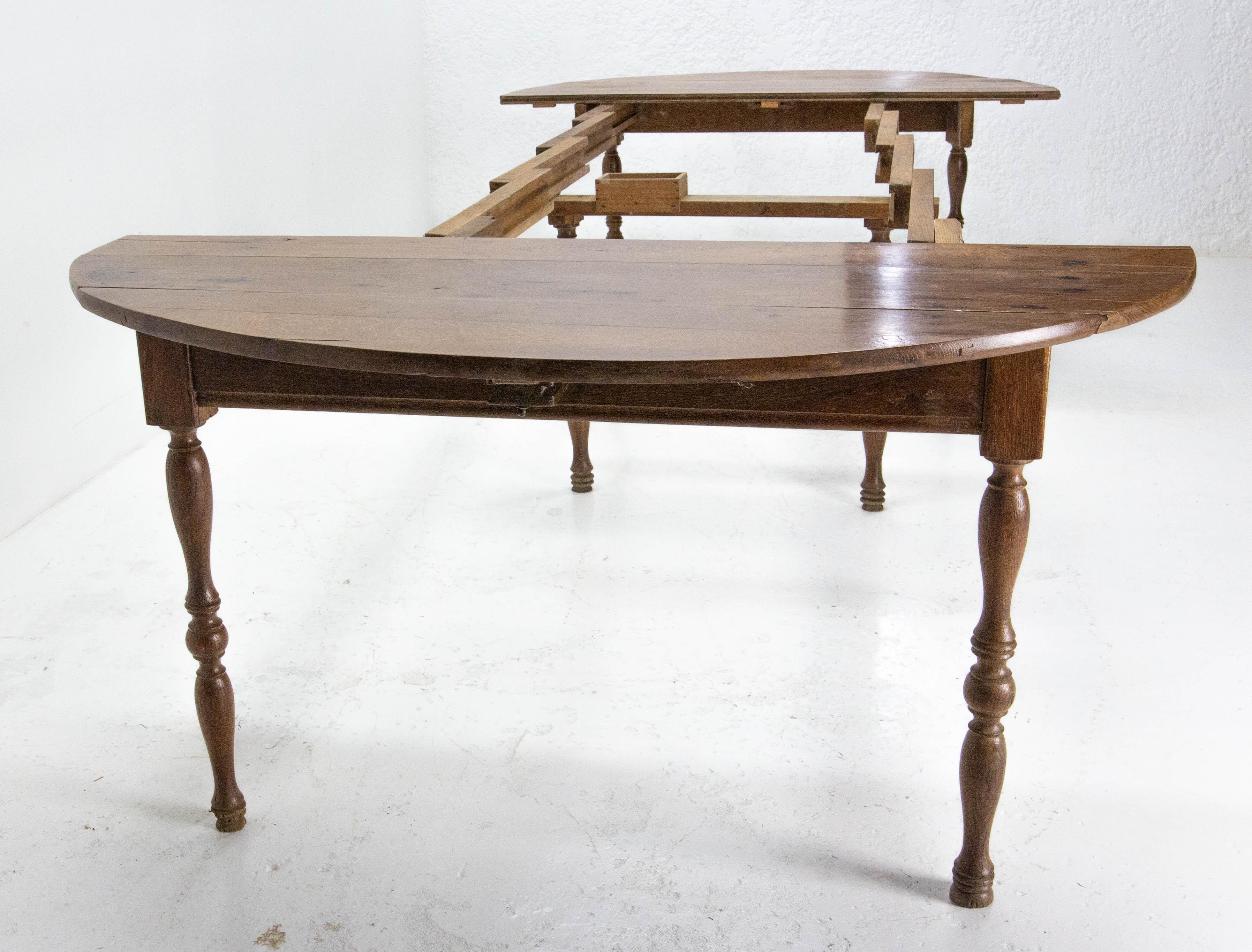 French Louis Philippe Extendable Dining Table Drop Leaf, Oak, Mid 19th Century 3