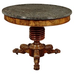 Mesa de centro francesa Louis Philippe de nogal figurado y mármol breccia gueridón