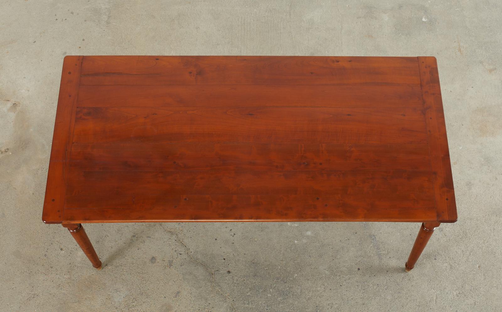 French Louis Philippe Fruitwood Farmhouse Dining Table In Good Condition For Sale In Rio Vista, CA