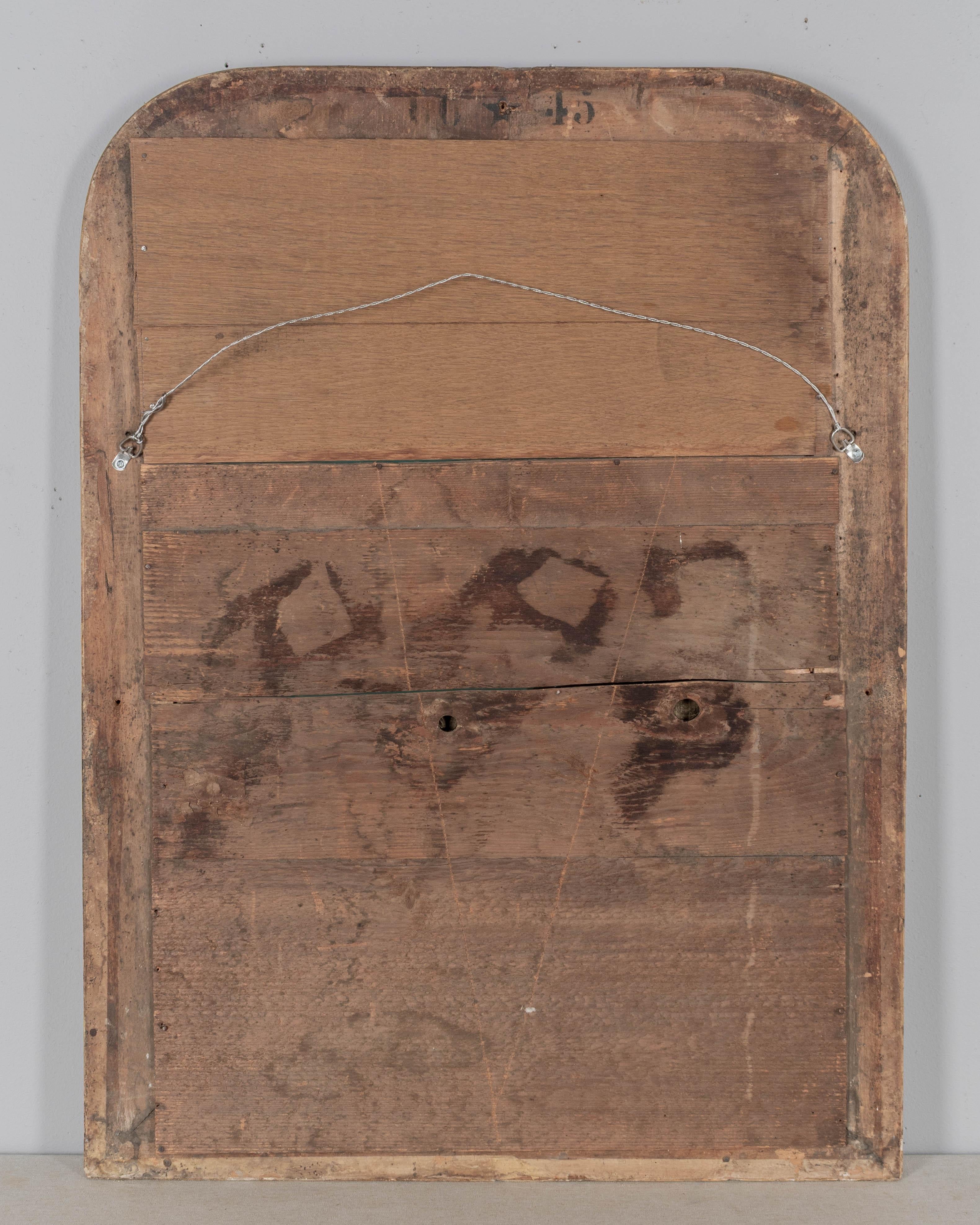 20ième siècle Miroir français en bois doré Louis Philippe
