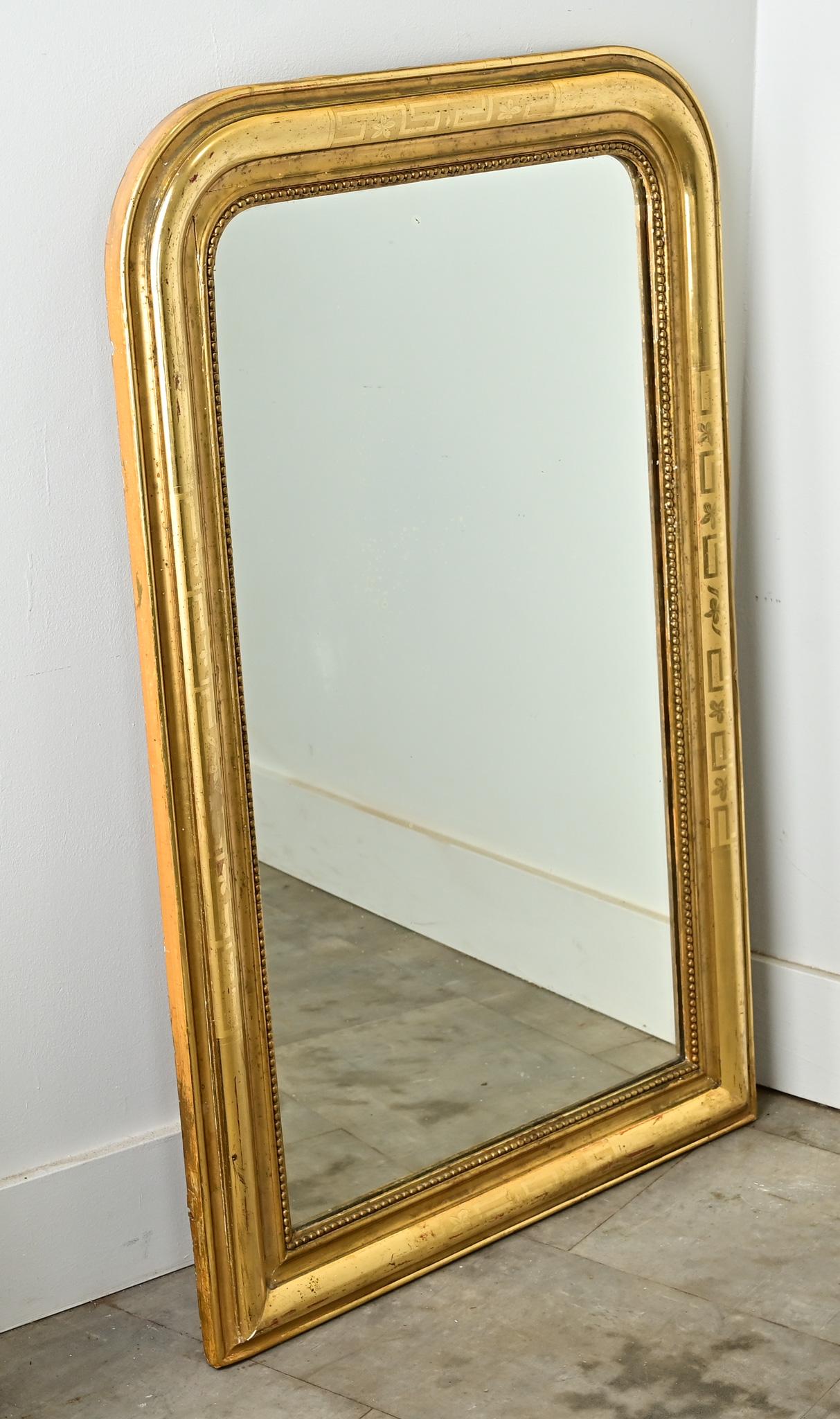 XIX secolo Specchio dorato francese Louis Philippe