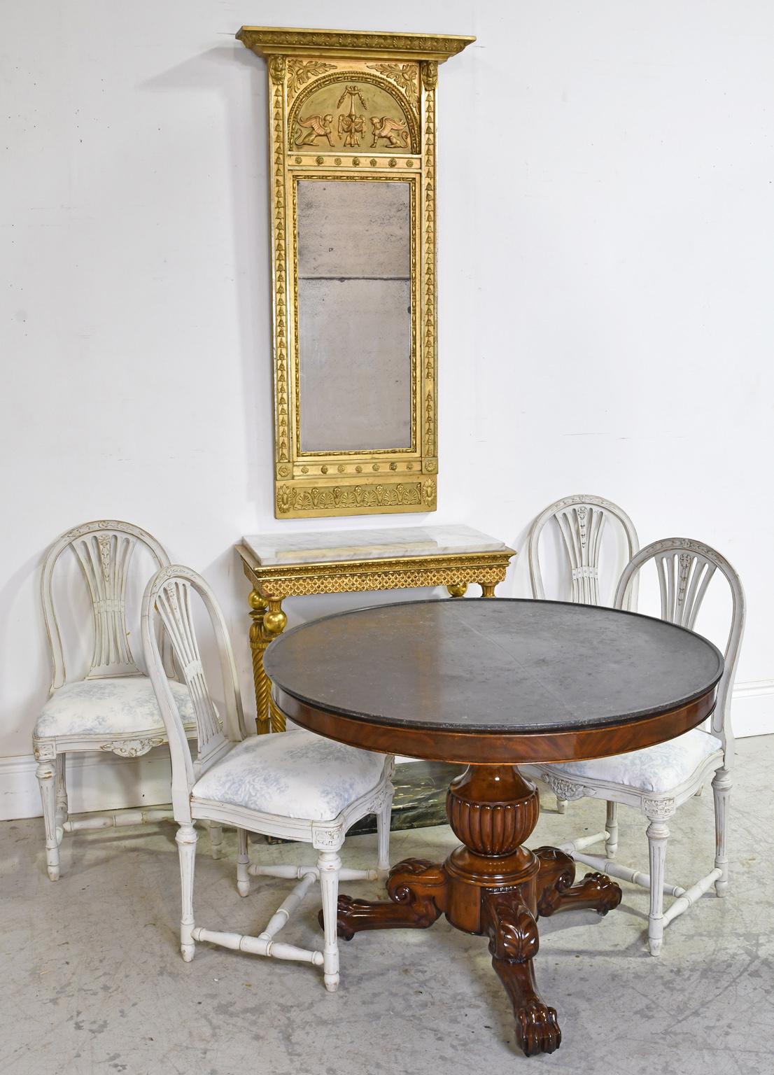 French Charles X Guéridon Pedestal Table in Mahogany with Round Marble Top 6