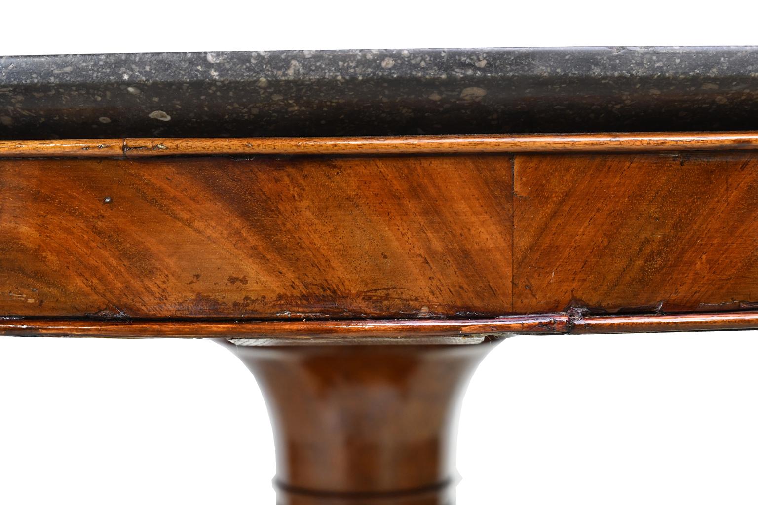 French Charles X Guéridon Pedestal Table in Mahogany with Round Marble Top 4