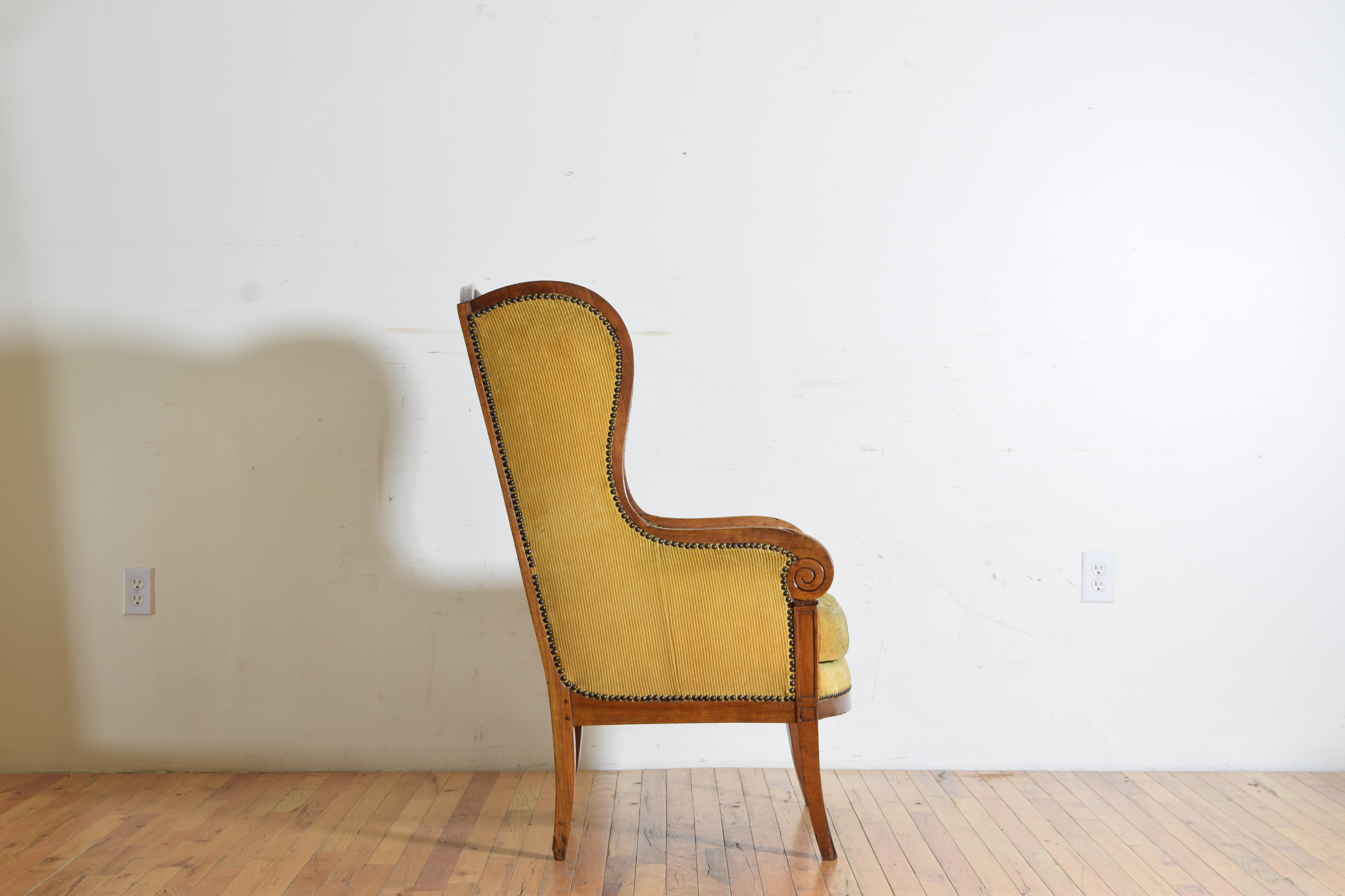French Louis Philippe Light Walnut Bergere Wingchair, Mid-19th Century 2