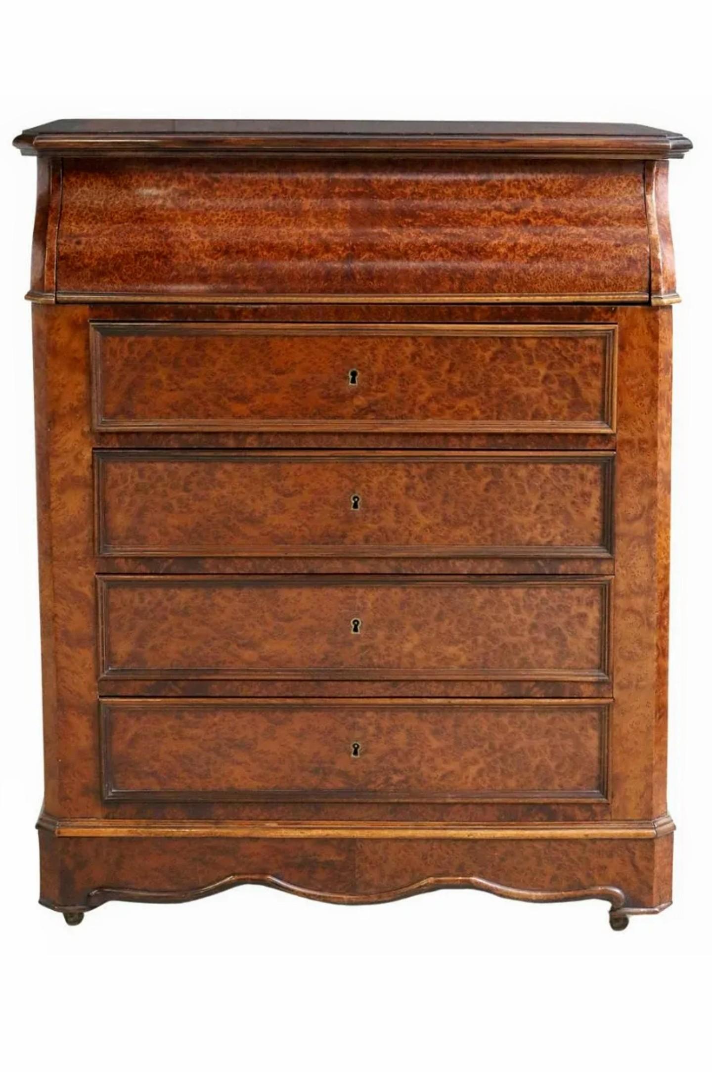 Add sophisticated antique character, elegant warmth, and rich historical depth to any space with this scarce period Louis Philippe (1830-1848) wash stand in stunning exotic burled amboyna. 

Hand-crafted in France in the mid 19th century, most