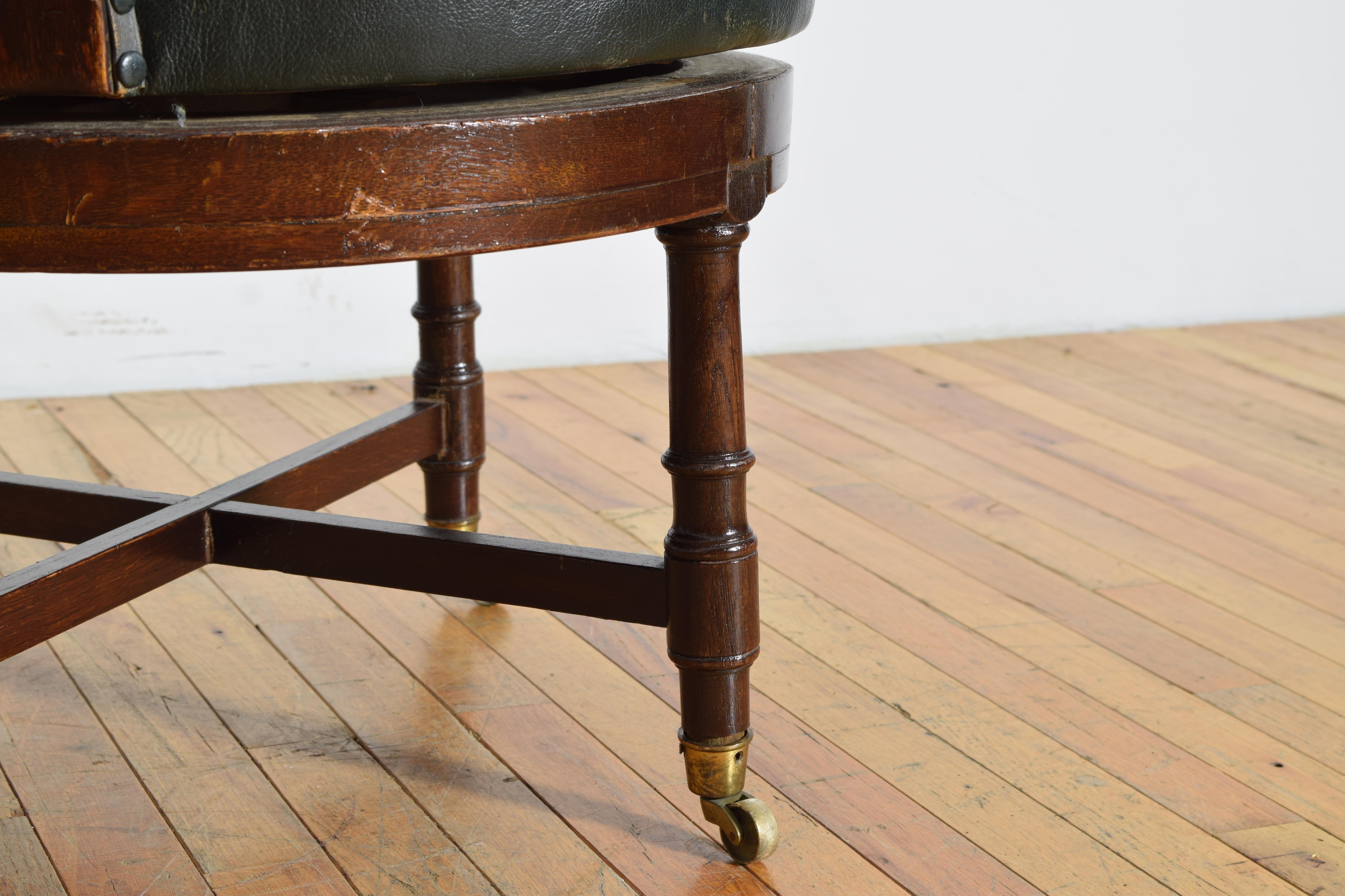 Französisch Louis Philippe Periode Eiche & Leder gepolstert Schreibtisch Bergere, ca. 1840 im Angebot 4