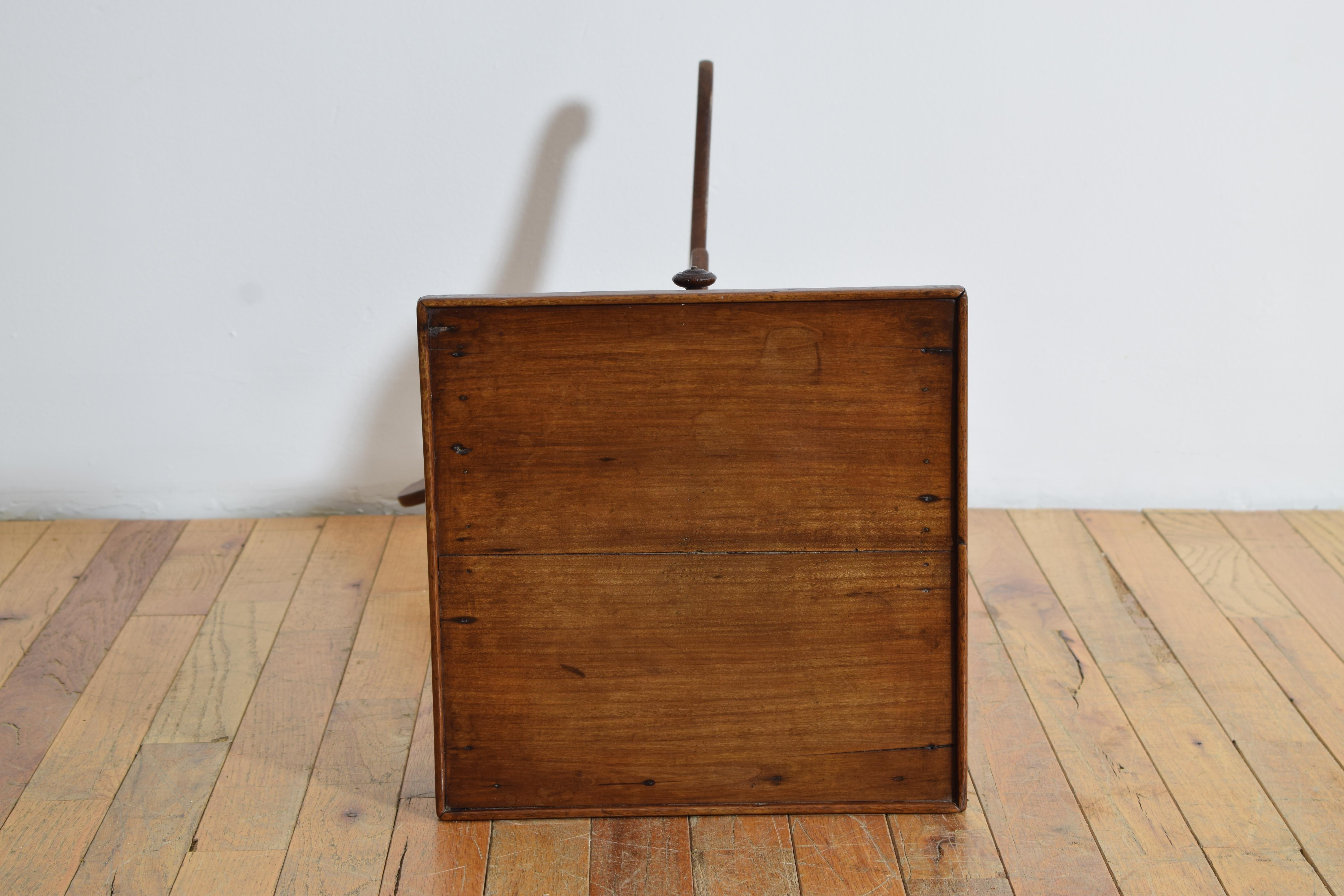 French Louis Philippe Period Walnut 1-Drawer Side Table, ca. 1835 For Sale 3