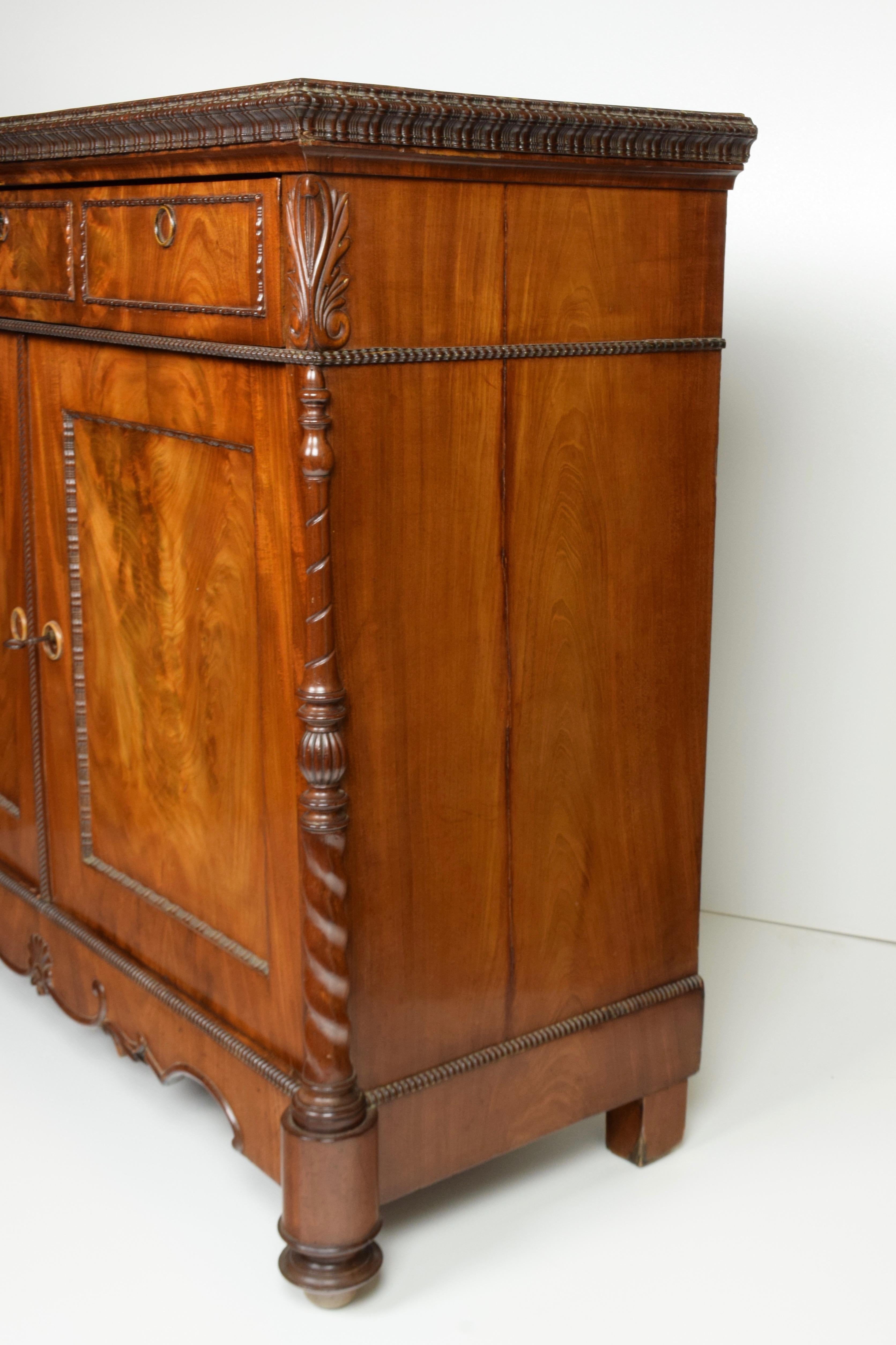 French Louis Philippe Sideboard in Mahogany Feather and Carvings 7