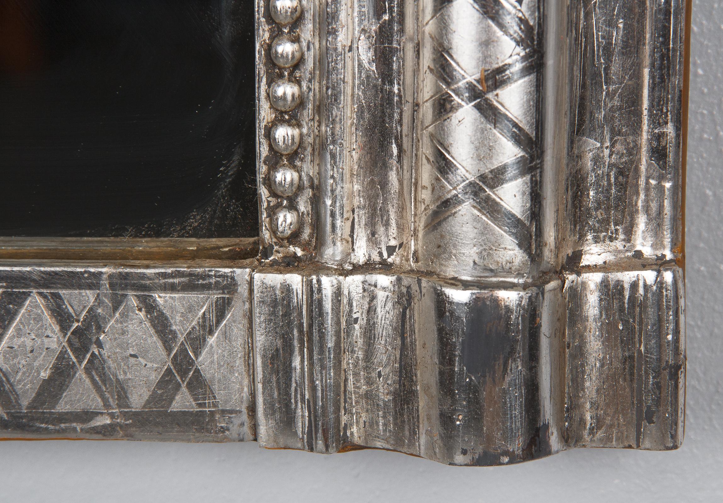 Miroir Louis Philippe français à feuilles d'argent:: milieu des années 1800 9