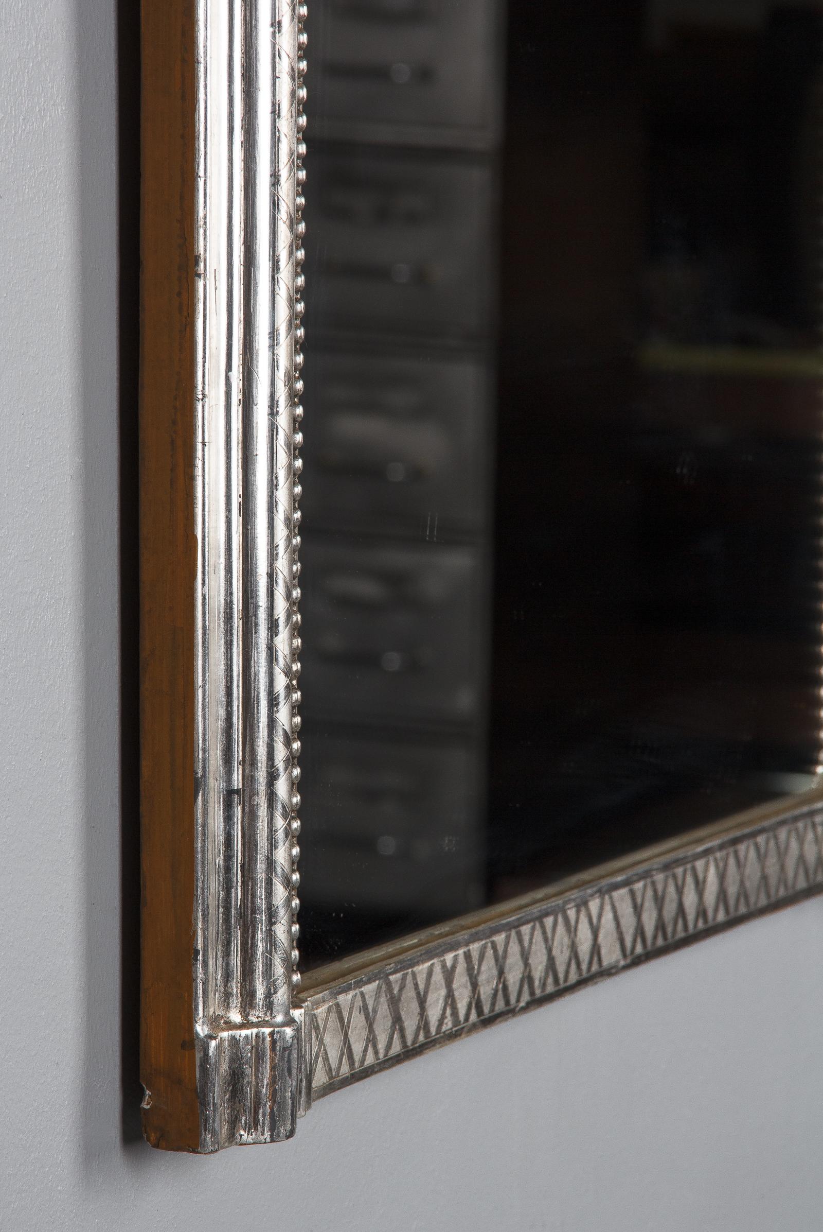 Miroir Louis Philippe français à feuilles d'argent:: milieu des années 1800 10