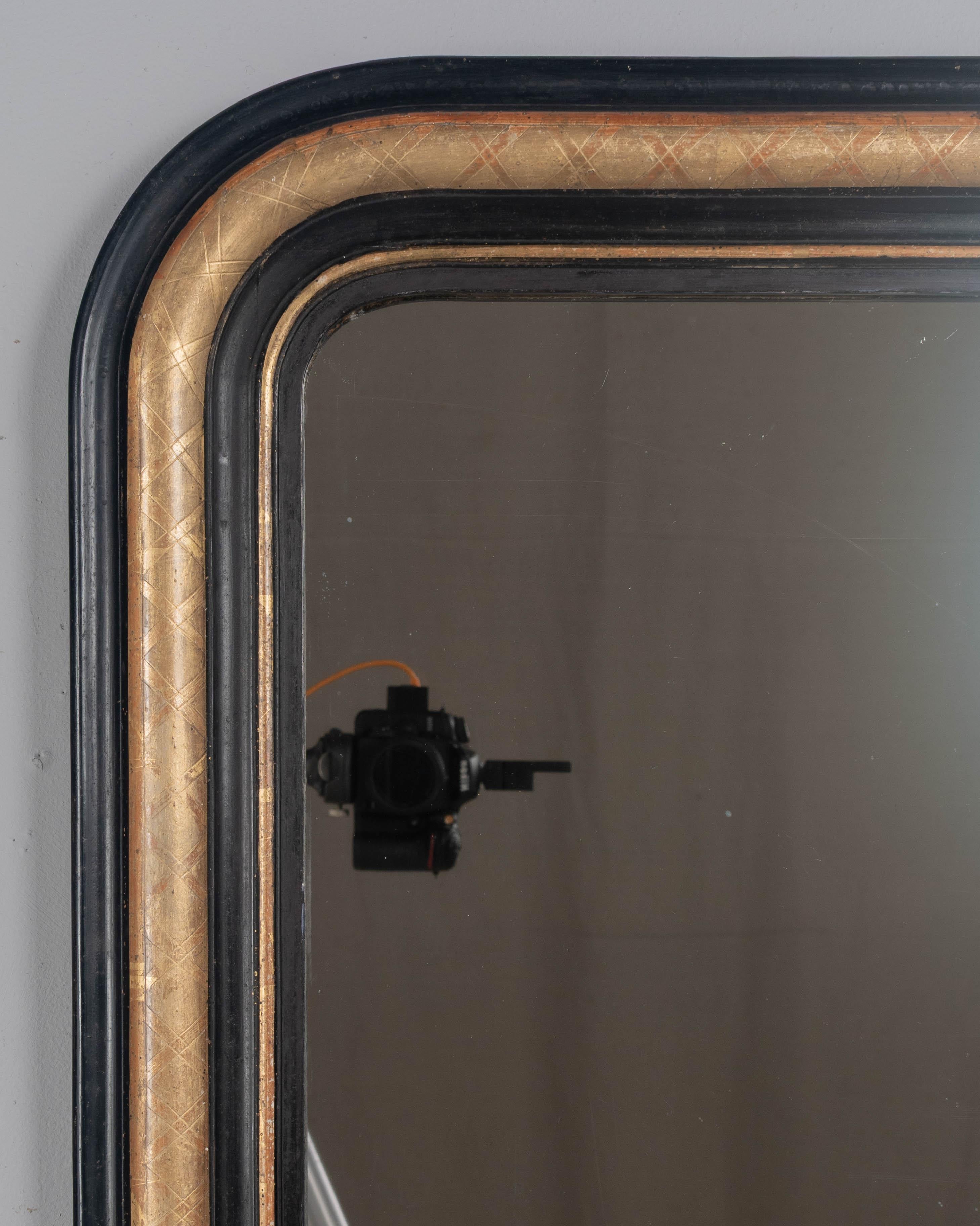 French Louis Philippe Style Gilded Mirror Luis Felipe en venta