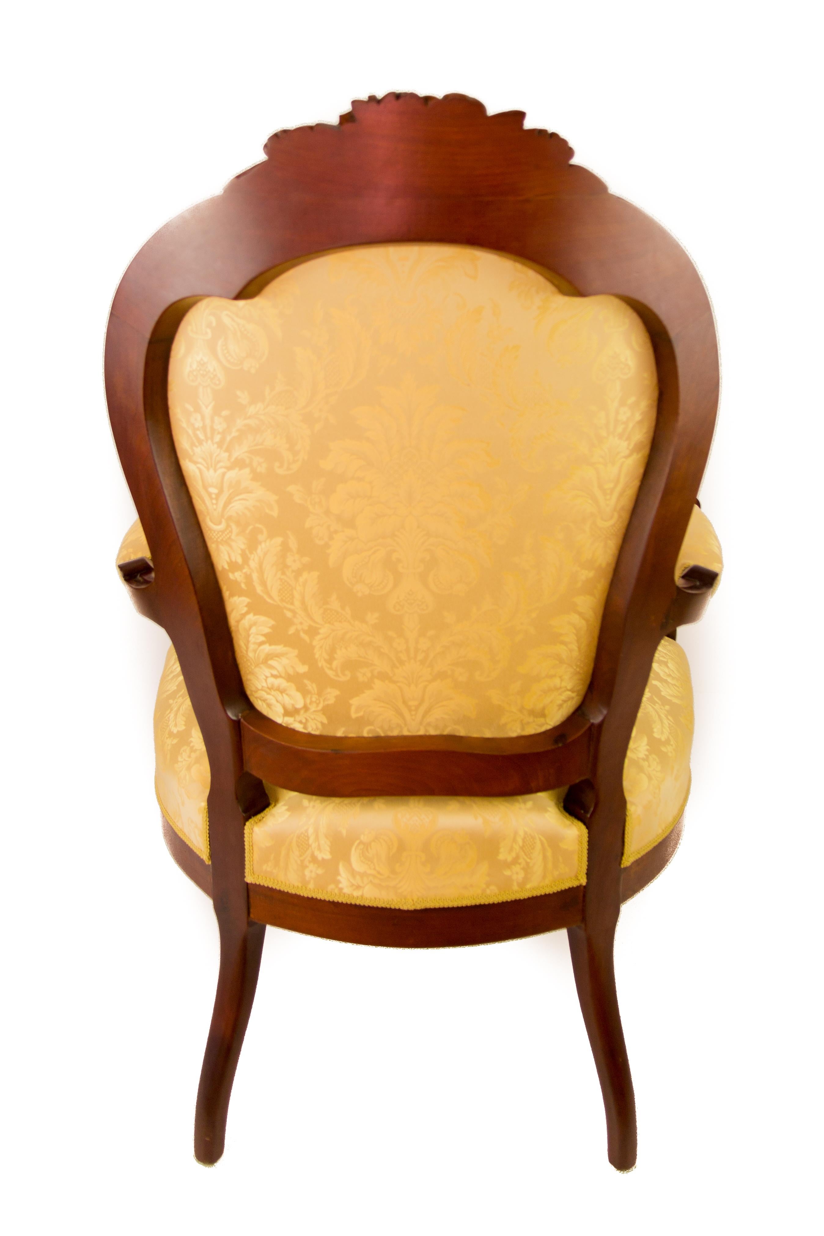 French Louis Philippe Style Yellow and Walnut Armchair, Late 19th Century  For Sale 6