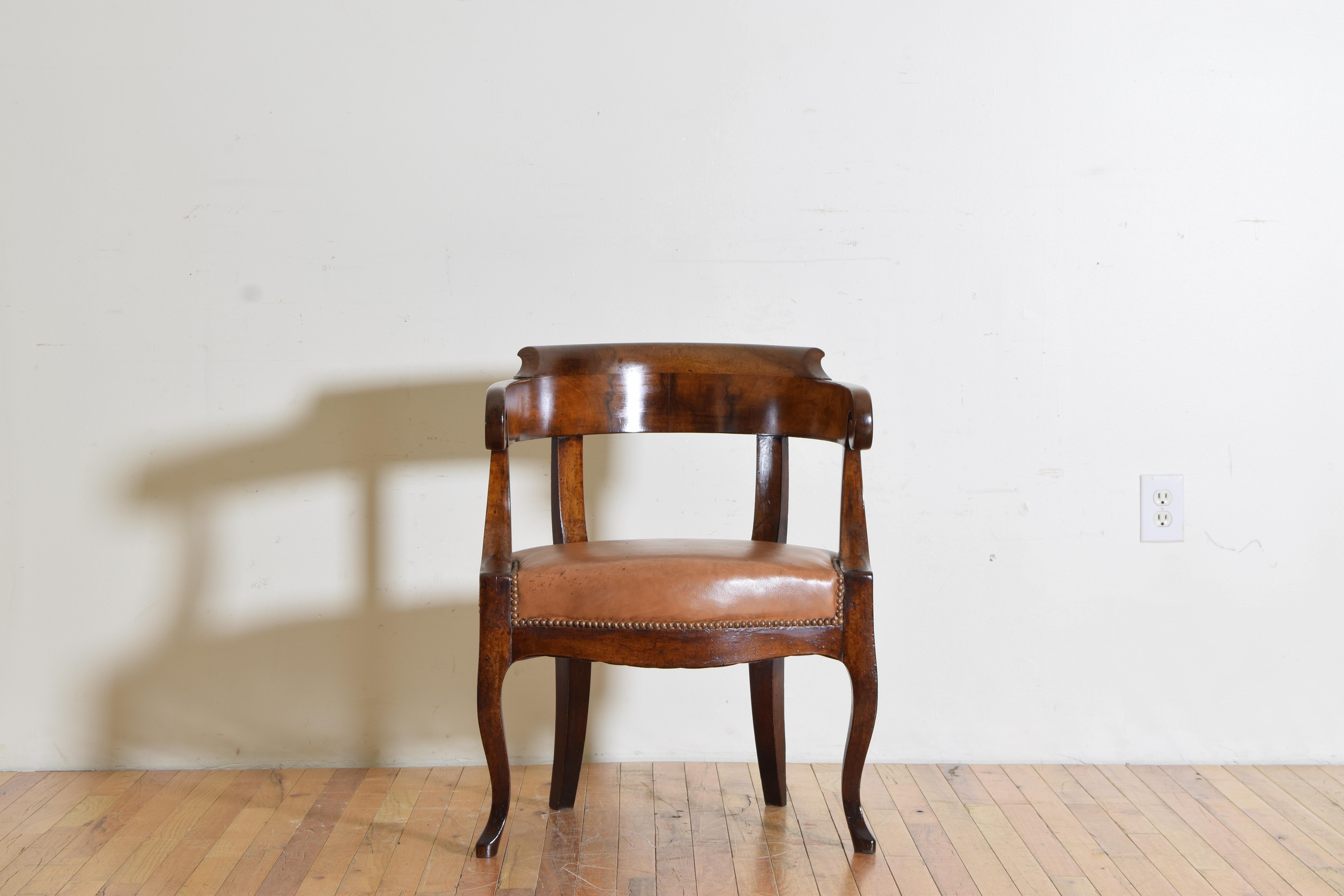 Mid-19th Century French Louis Philippe Walnut and Leather Upholstered Desk Chair, 2ndq 19th Cen