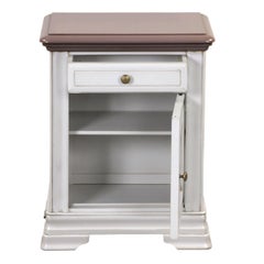 Comodino artigianale francese in stile Louis Phlippe in legno massiccio di ciliegio