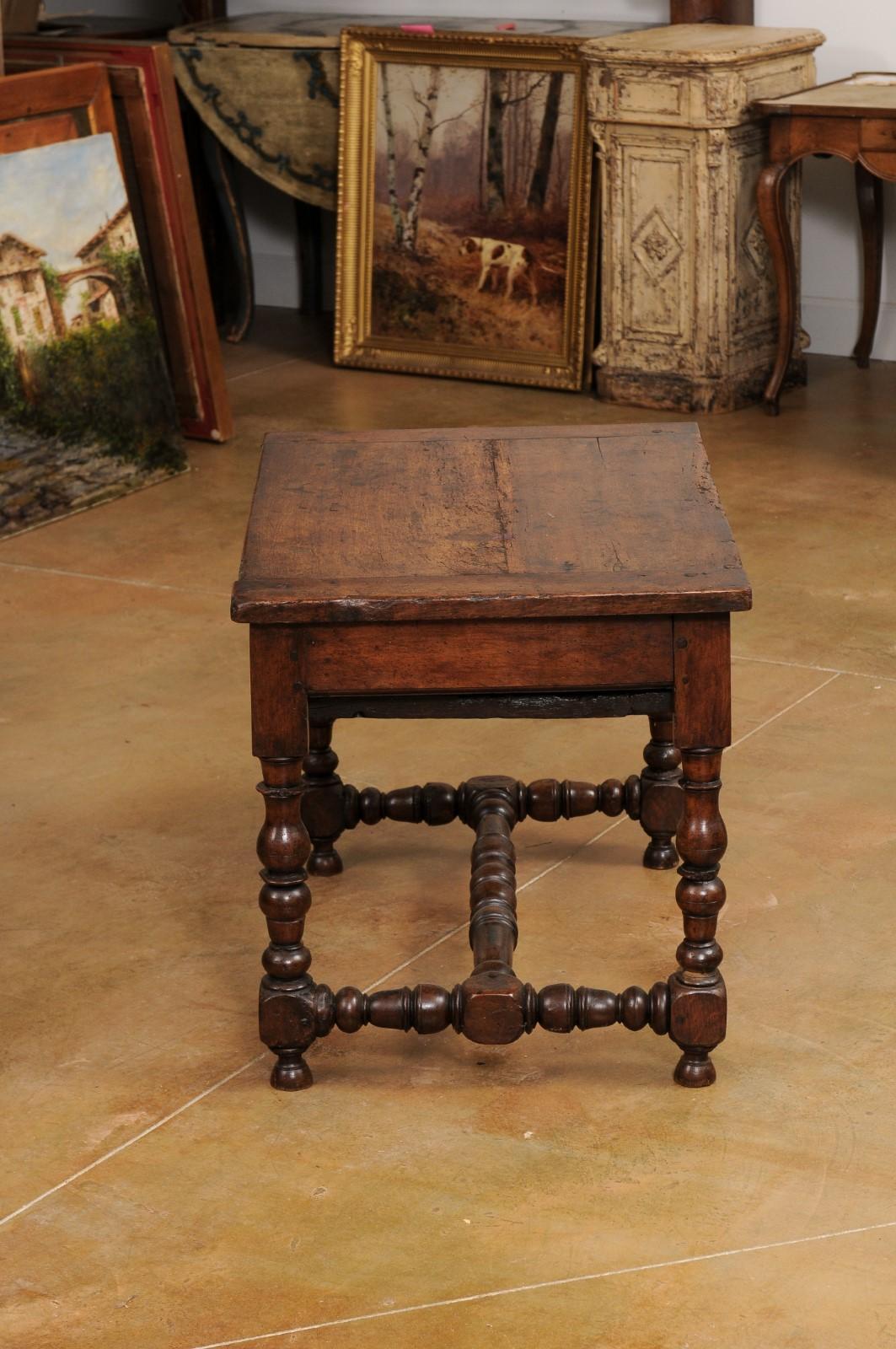 French Louis XIII Period 1630s Walnut Low Side Table with Turned Baluster Legs 7