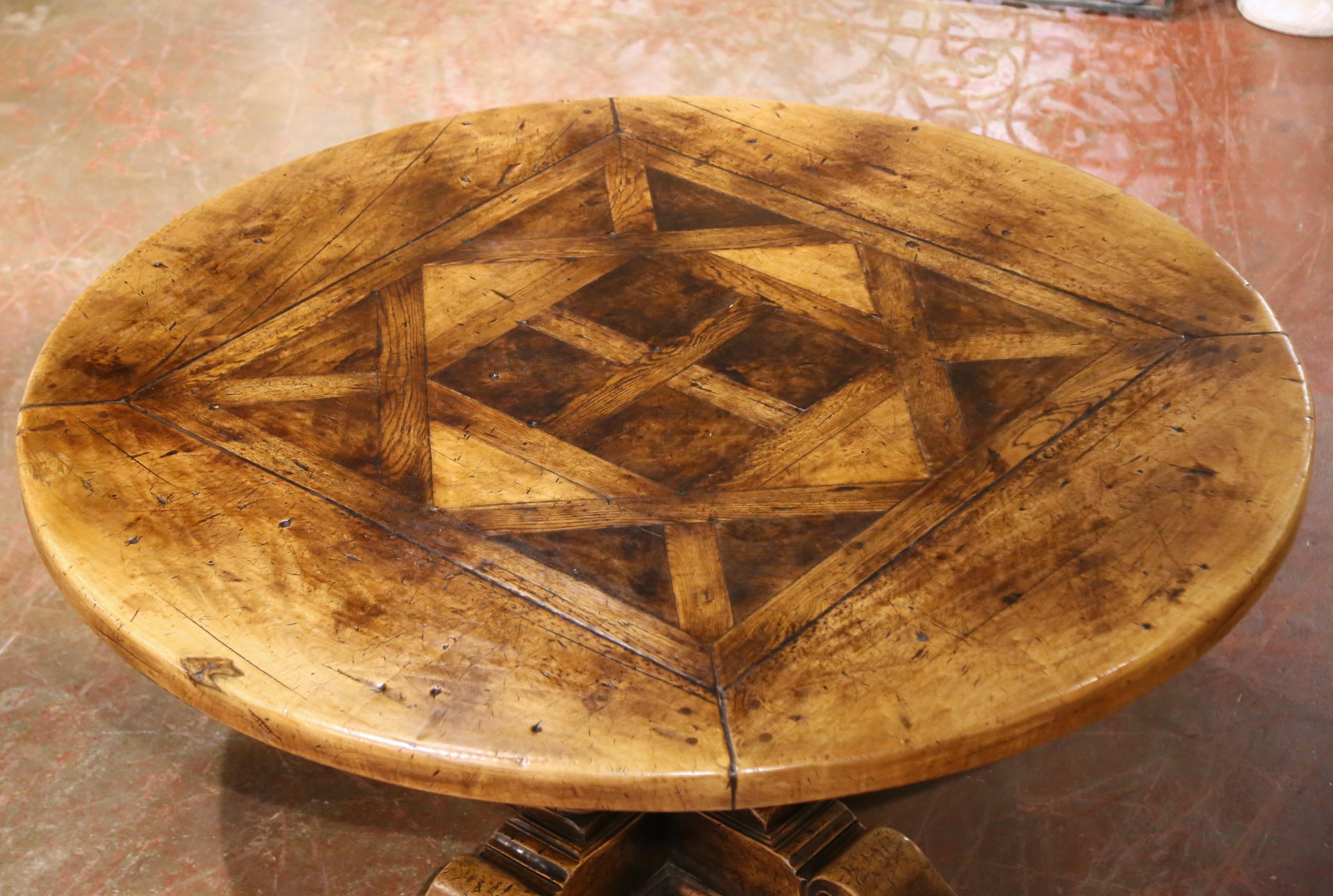 Hand-Carved French Louis XIII Round Inlaid Walnut, Chestnut and Oak Dining Table on Pedestal For Sale