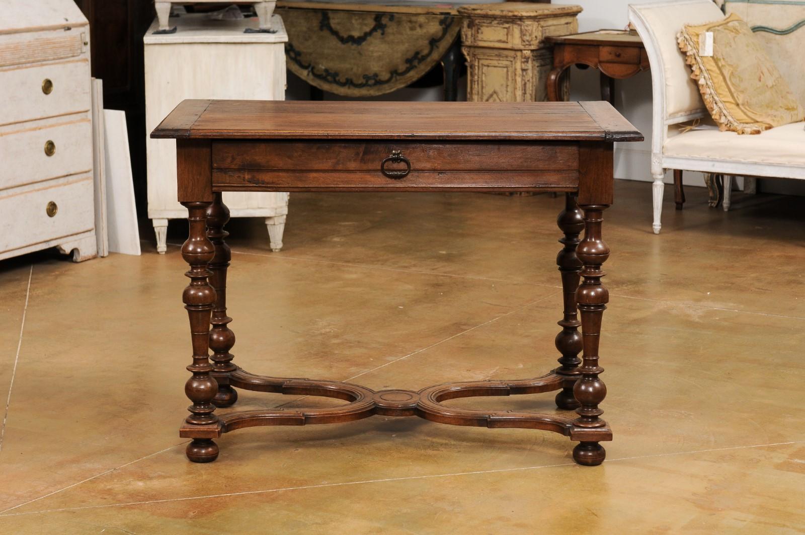 French Louis XIII Style 1890s Walnut Side Table with Curving X-Form Stretcher For Sale 6