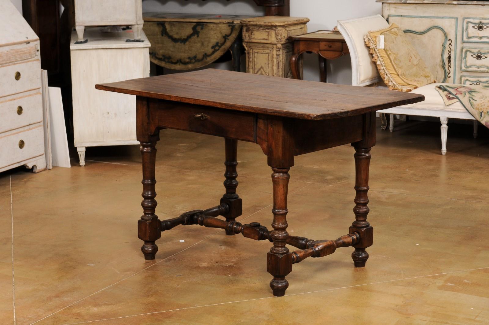 French Louis XIII Style 19th Century Walnut Table with Turned Legs and Stretcher For Sale 9