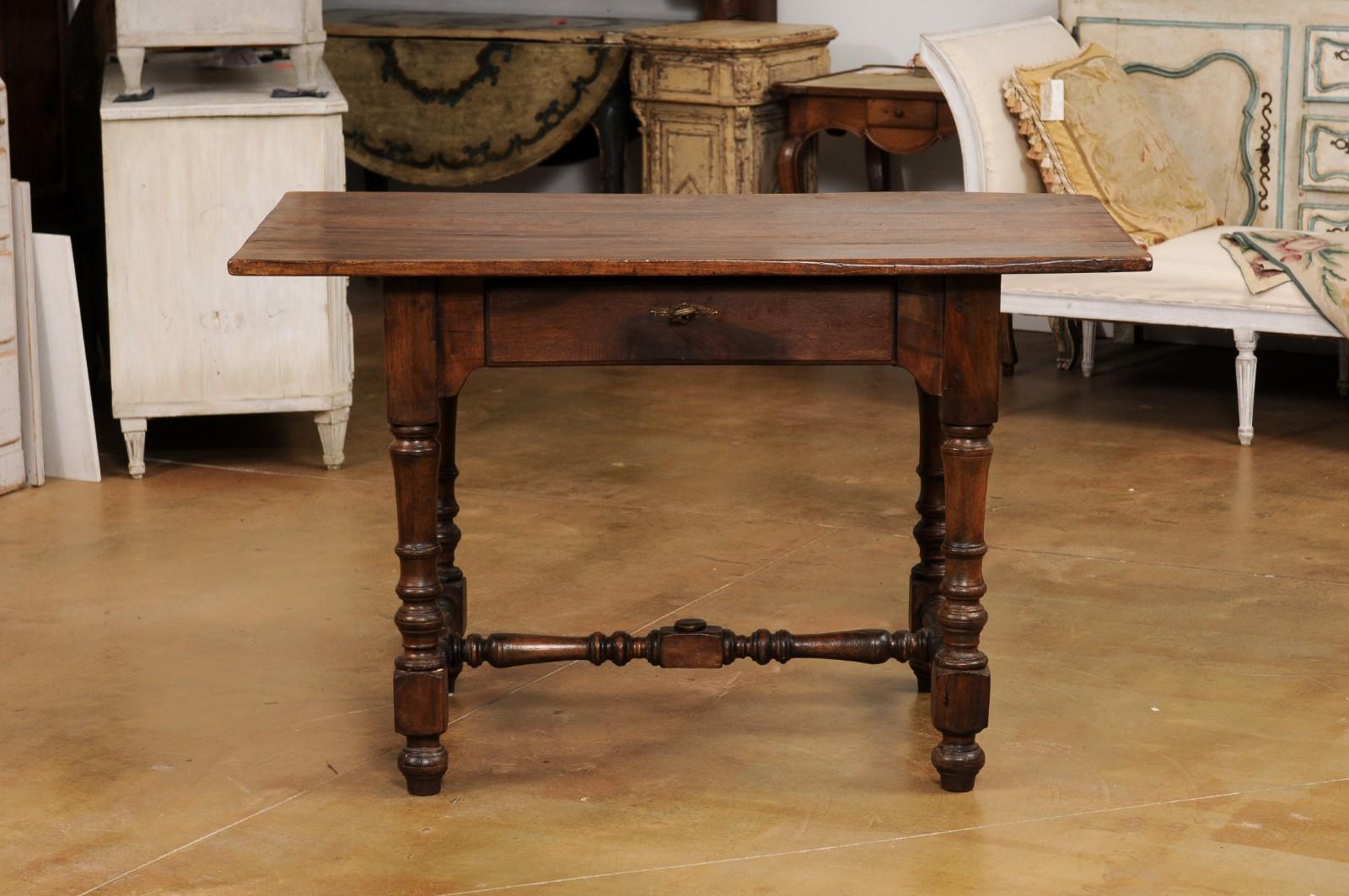 French Louis XIII Style 19th Century Walnut Table with Turned Legs and Stretcher For Sale 10