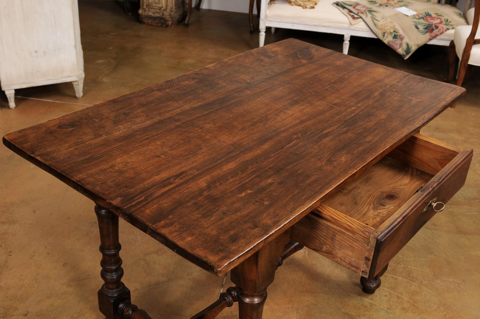 French Louis XIII Style 19th Century Walnut Table with Turned Legs and Stretcher For Sale 3