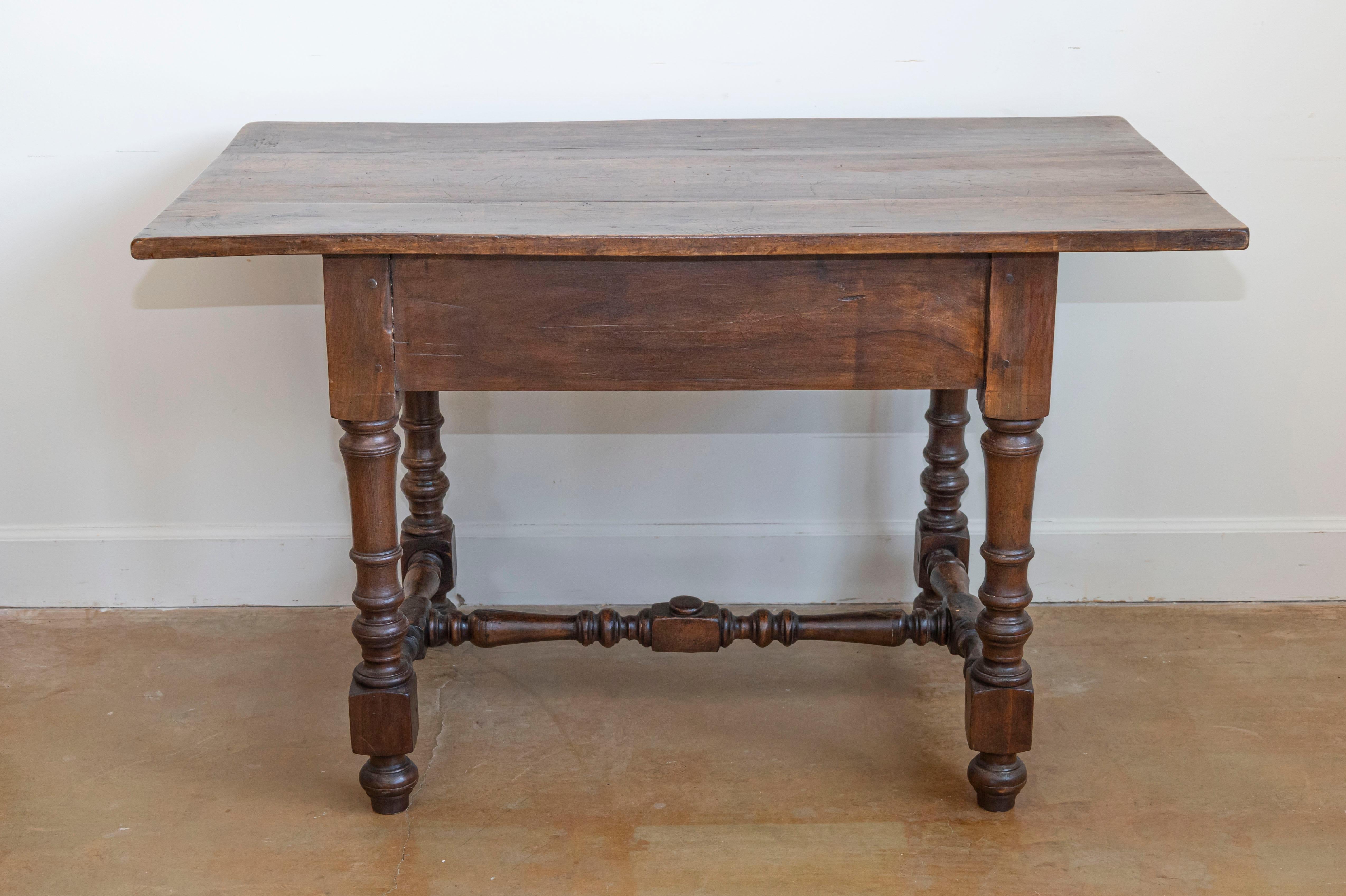 French Louis XIII Style 19th Century Walnut Table with Turned Legs and Stretcher 3