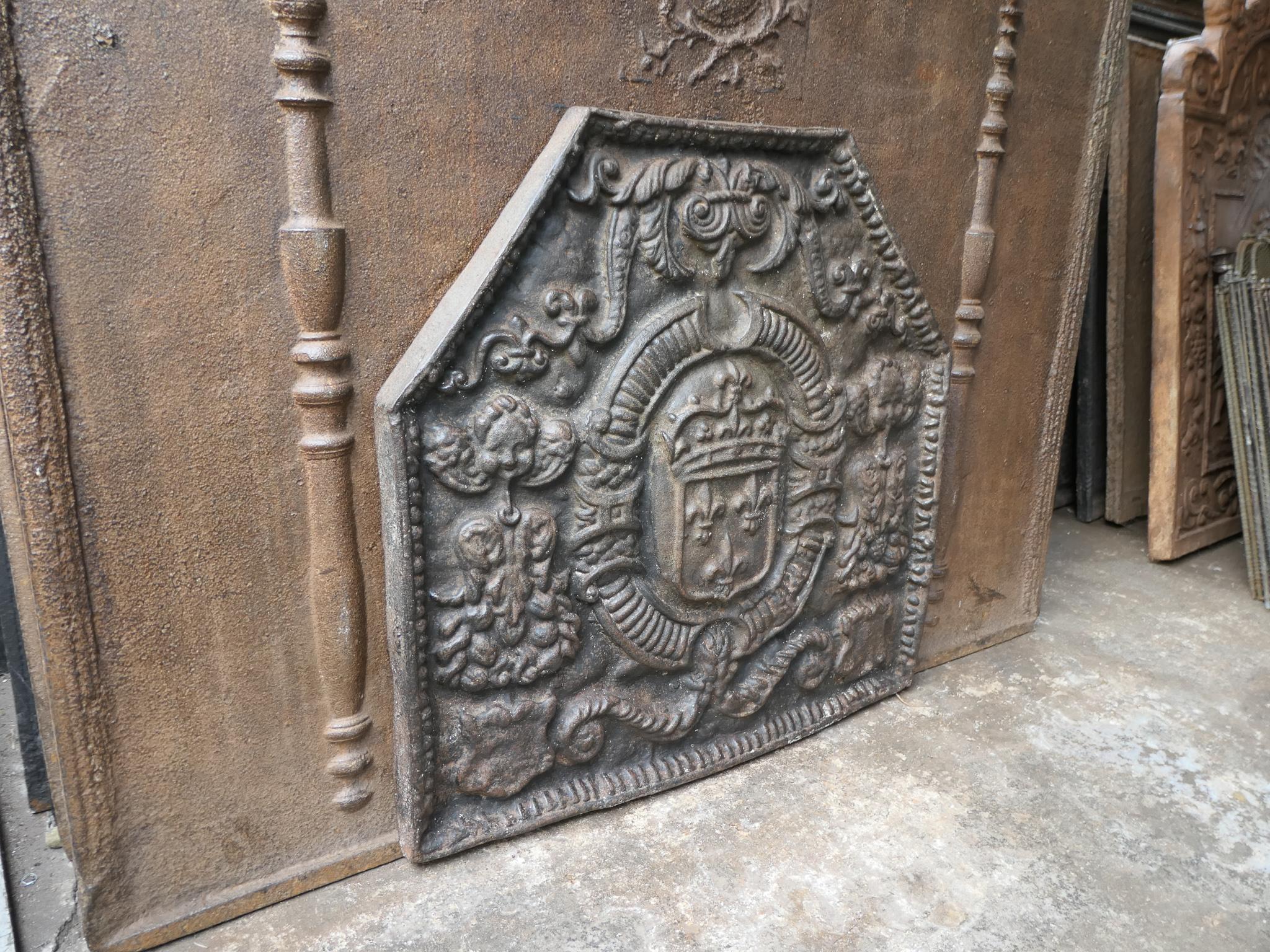 French Louis XIII Style 'Arms of France' Fireback / Backsplash For Sale 3
