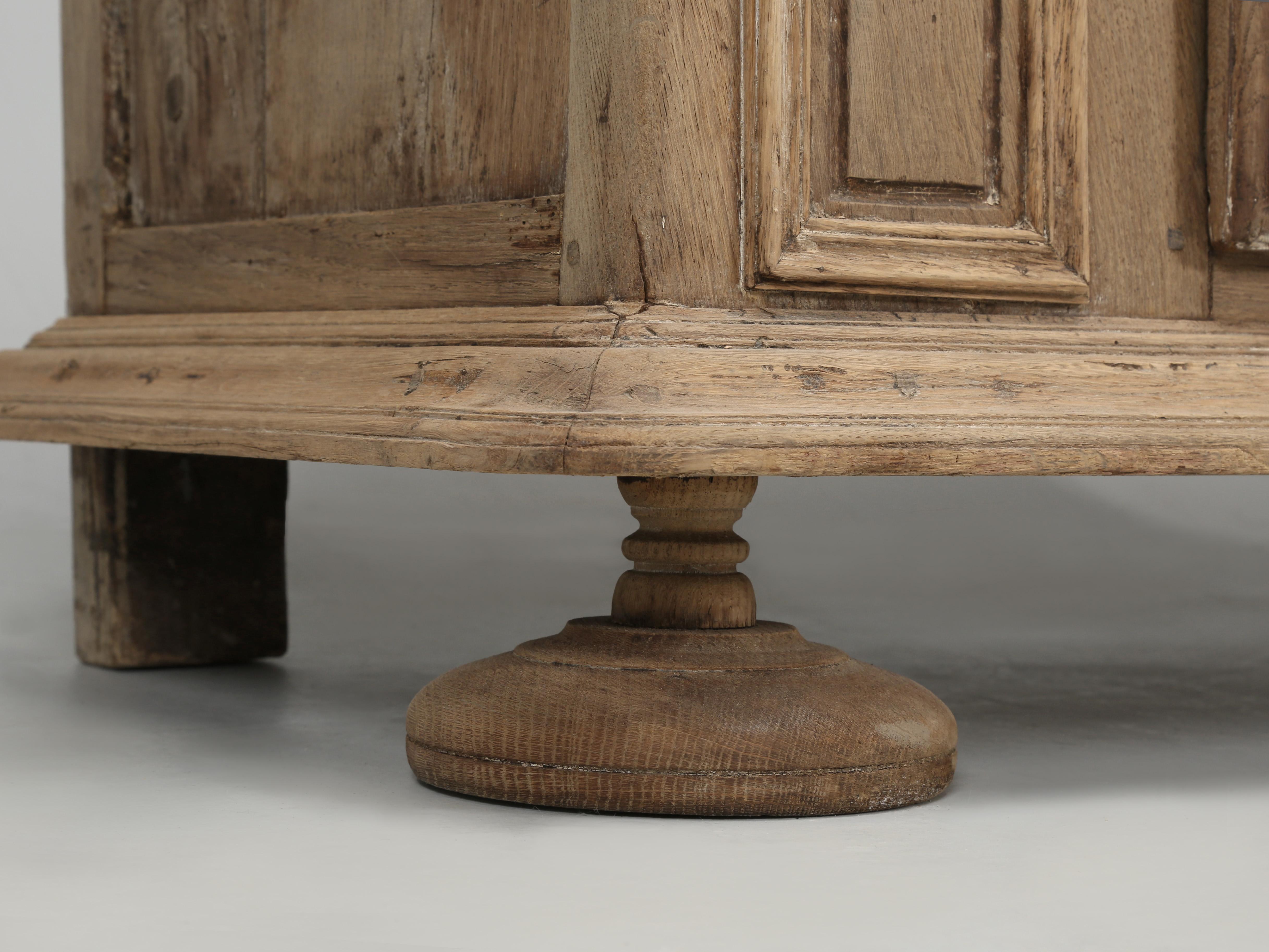 French Louis XIII Style Cupboard, Confiturier in Natural Washed Oak circa 1700's 9