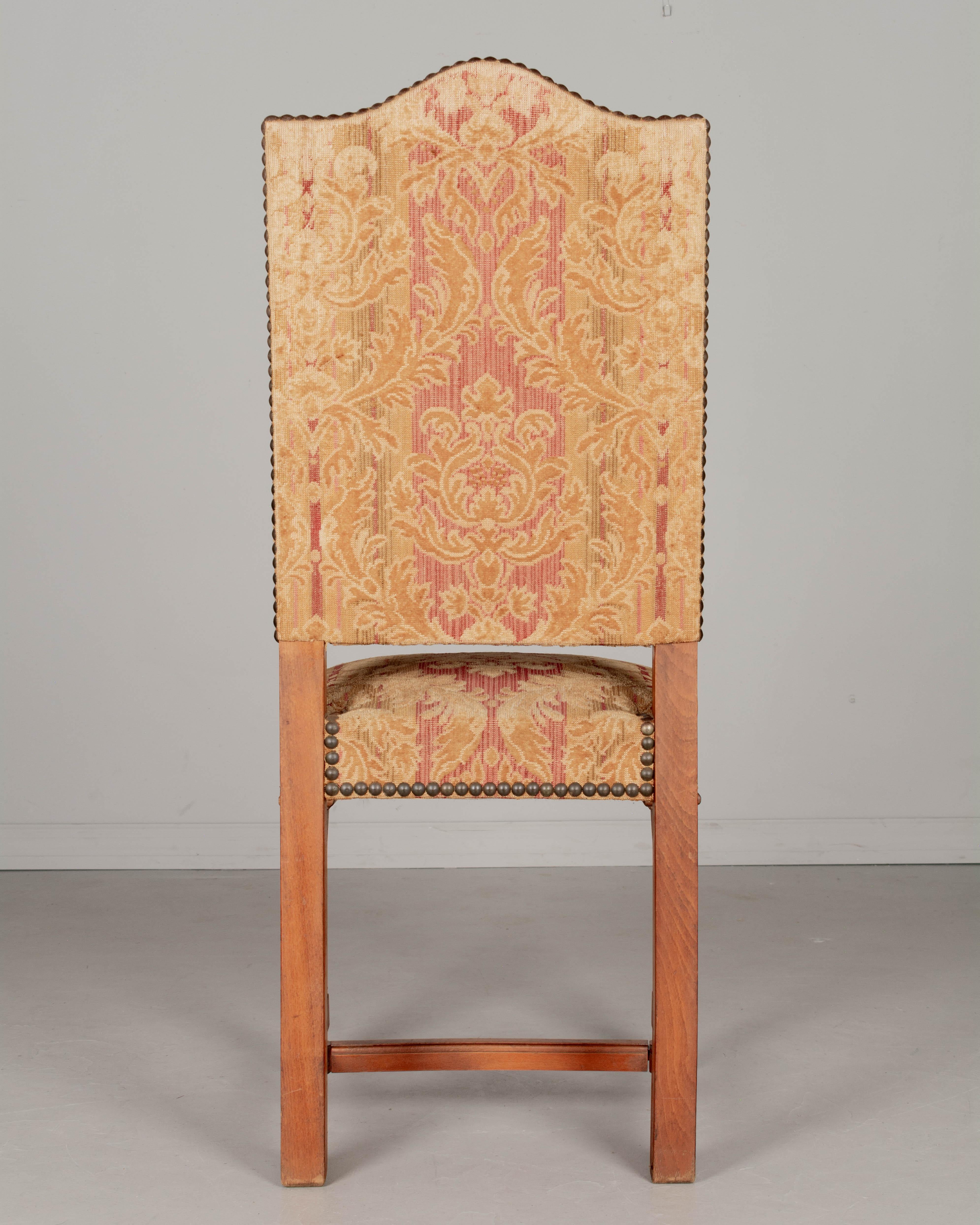 Esszimmerstühle im französischen Louis-XIII-Stil, 4er-Set im Zustand „Gut“ im Angebot in Winter Park, FL