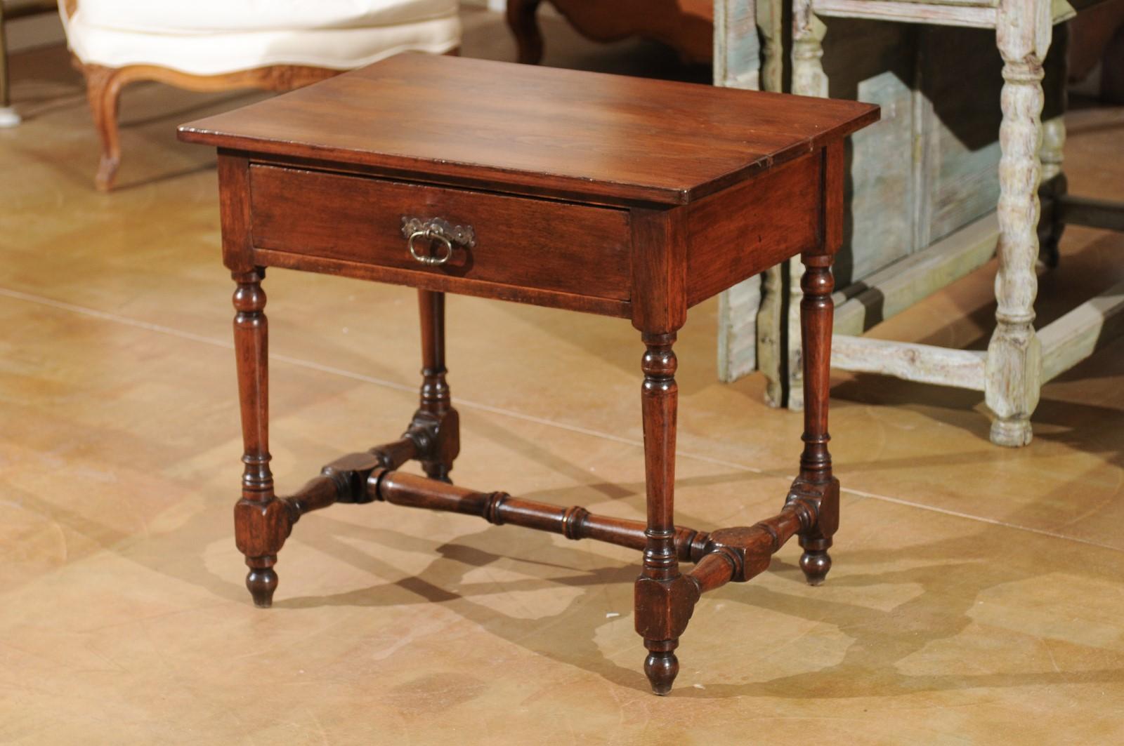 French Louis XIII Style Late 19th Century Side Table with Drawer and Turned Base For Sale 2